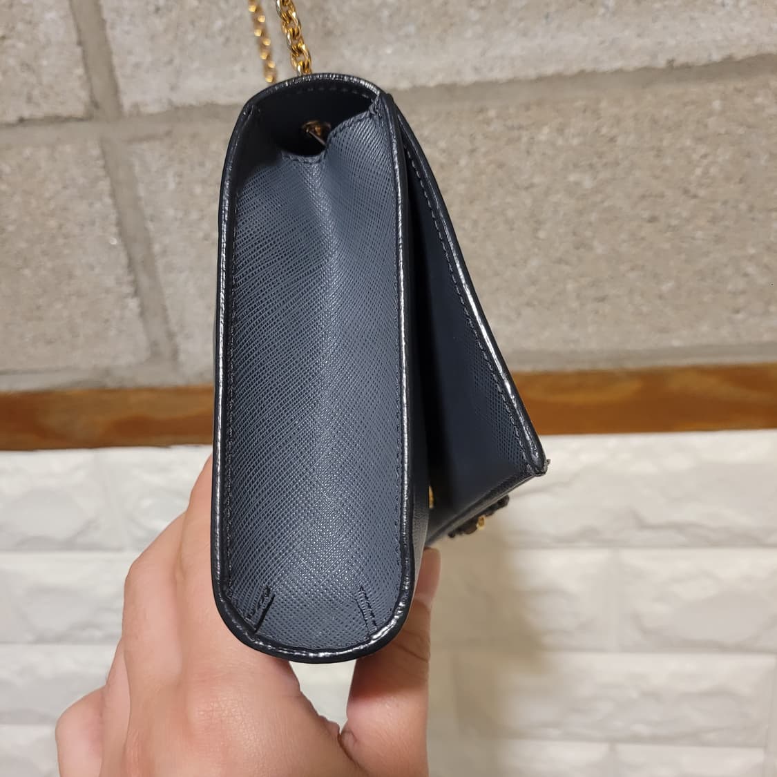 페라가모 바라 보우 체인 숄더백 상품이미지6