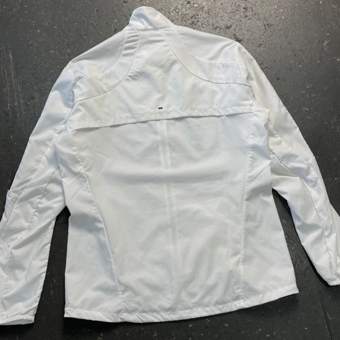 100 아디다스 화이트 바람막이  상품이미지6