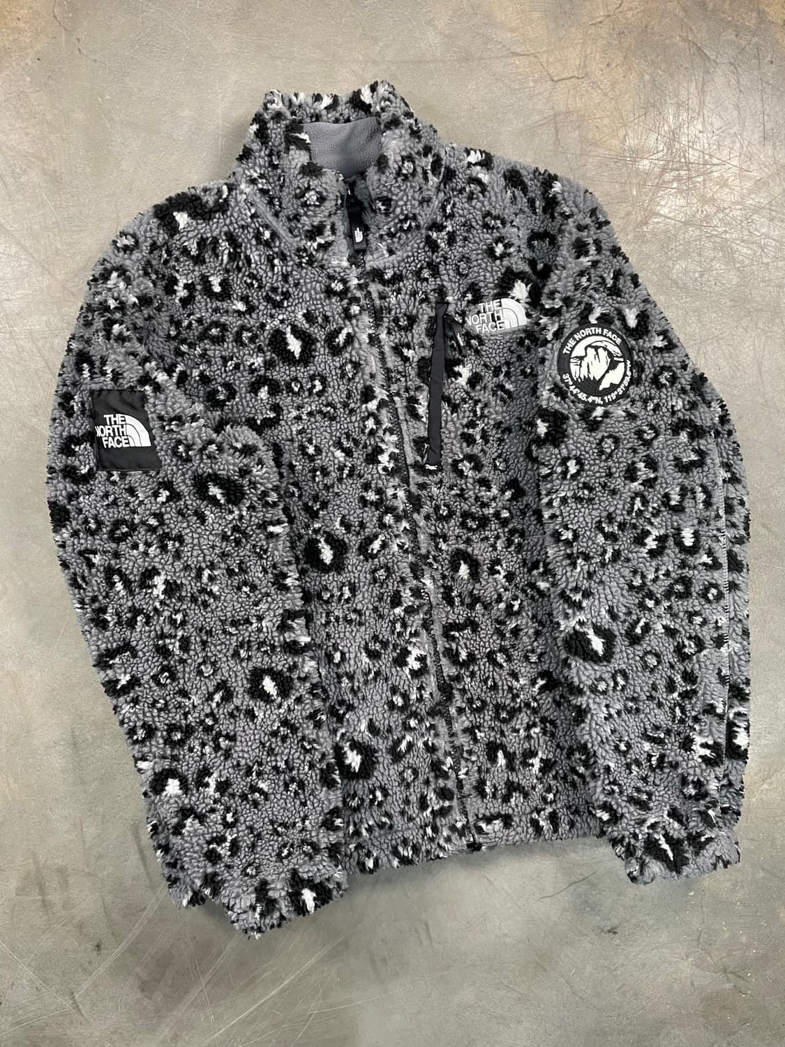 노스페이스 레오파드 플리스 자켓 상품이미지2