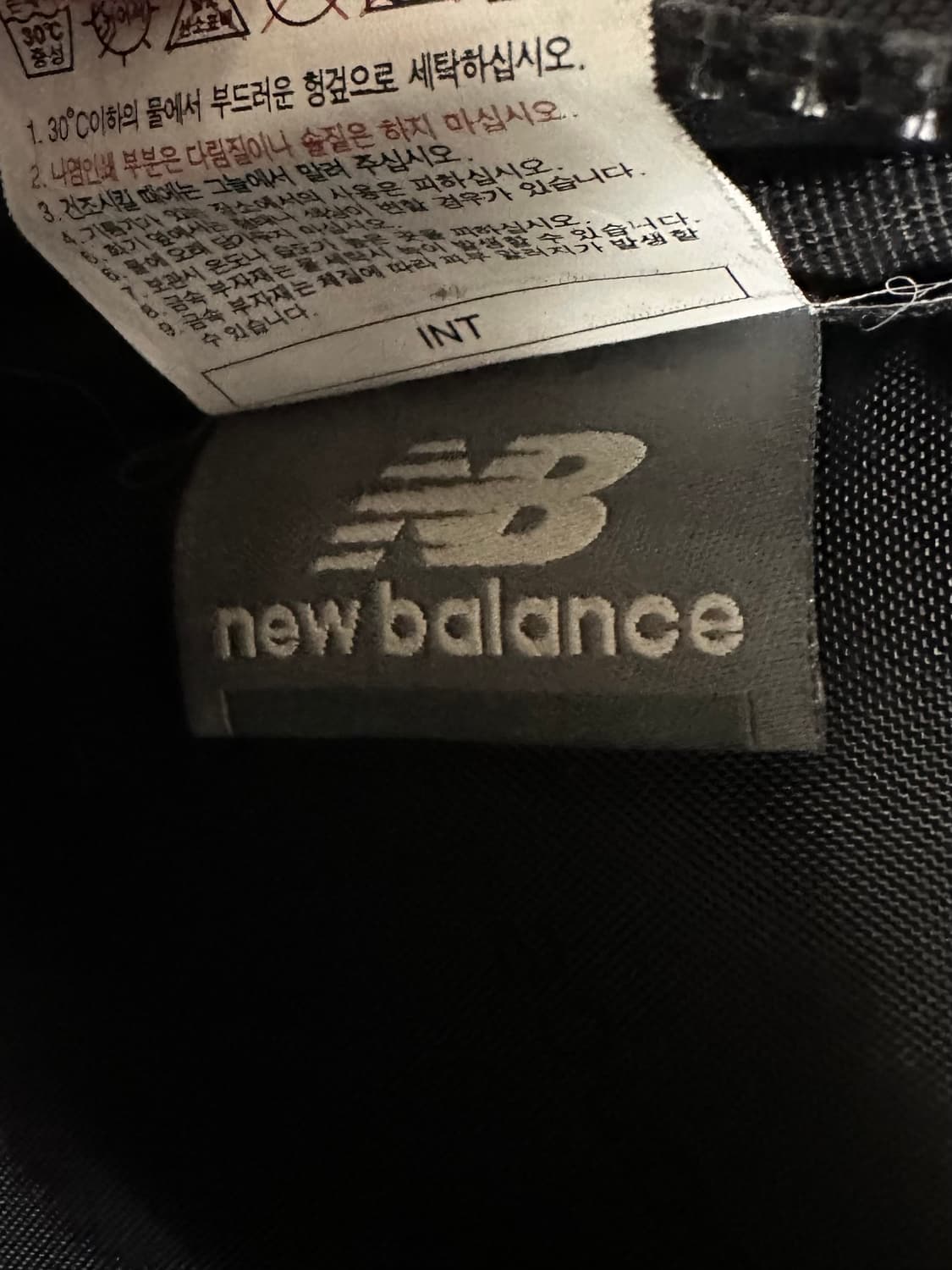 뉴발란스 백팩 NBGCAS0101 상품이미지5