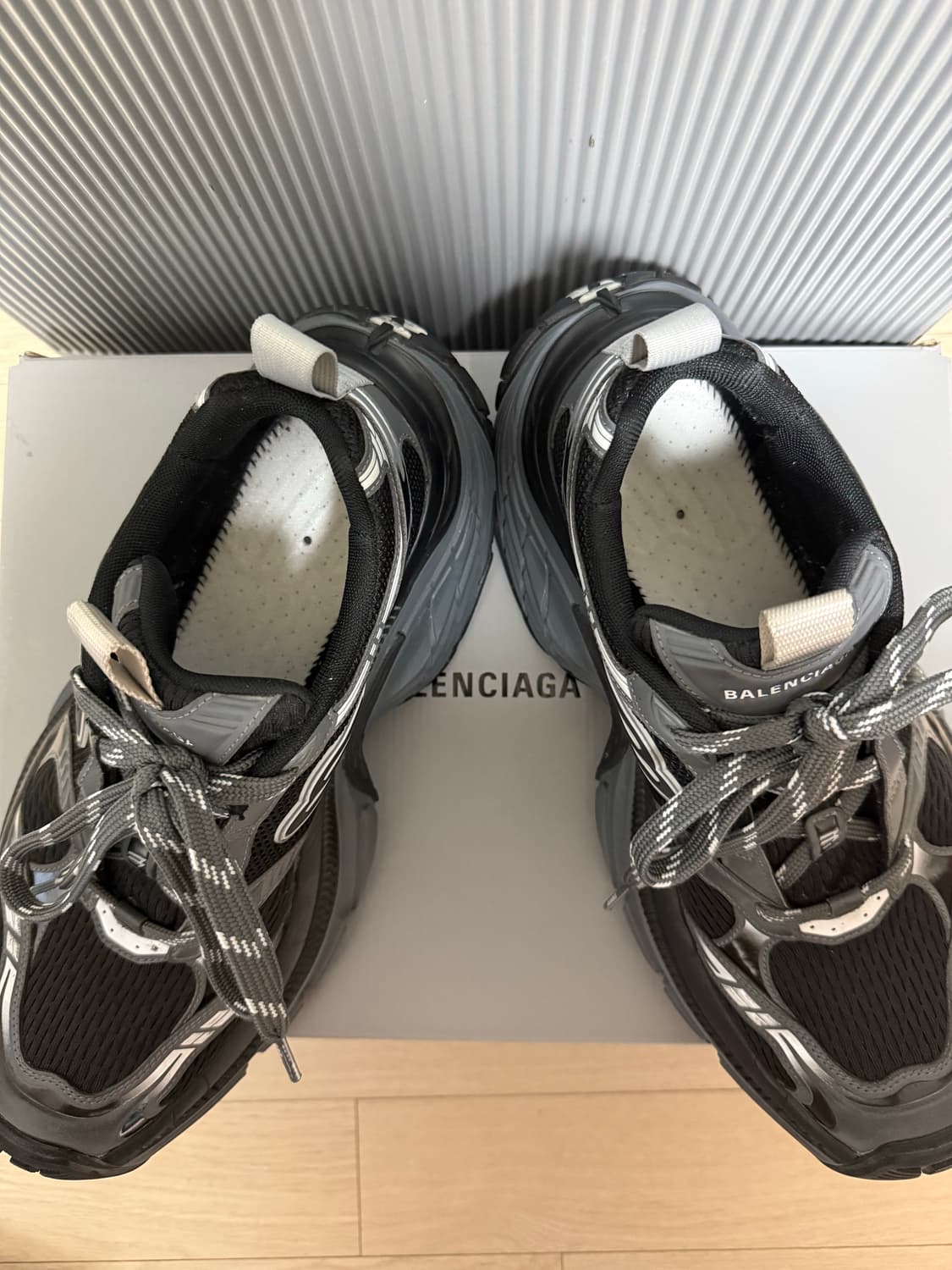 발렌시아가 6xl 45 상품이미지3