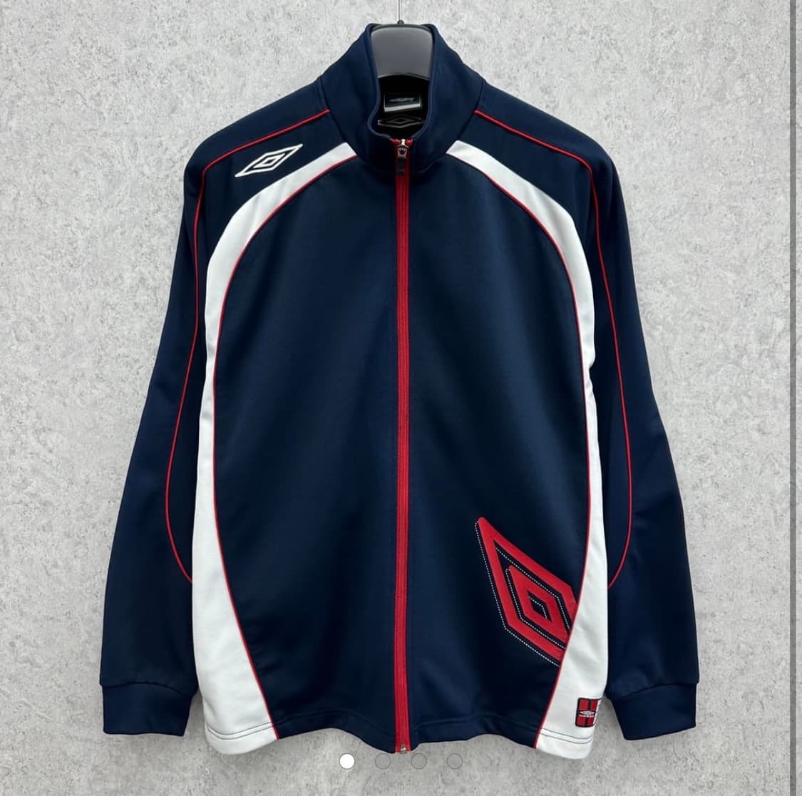 엄브로 트랙탑 상품이미지1