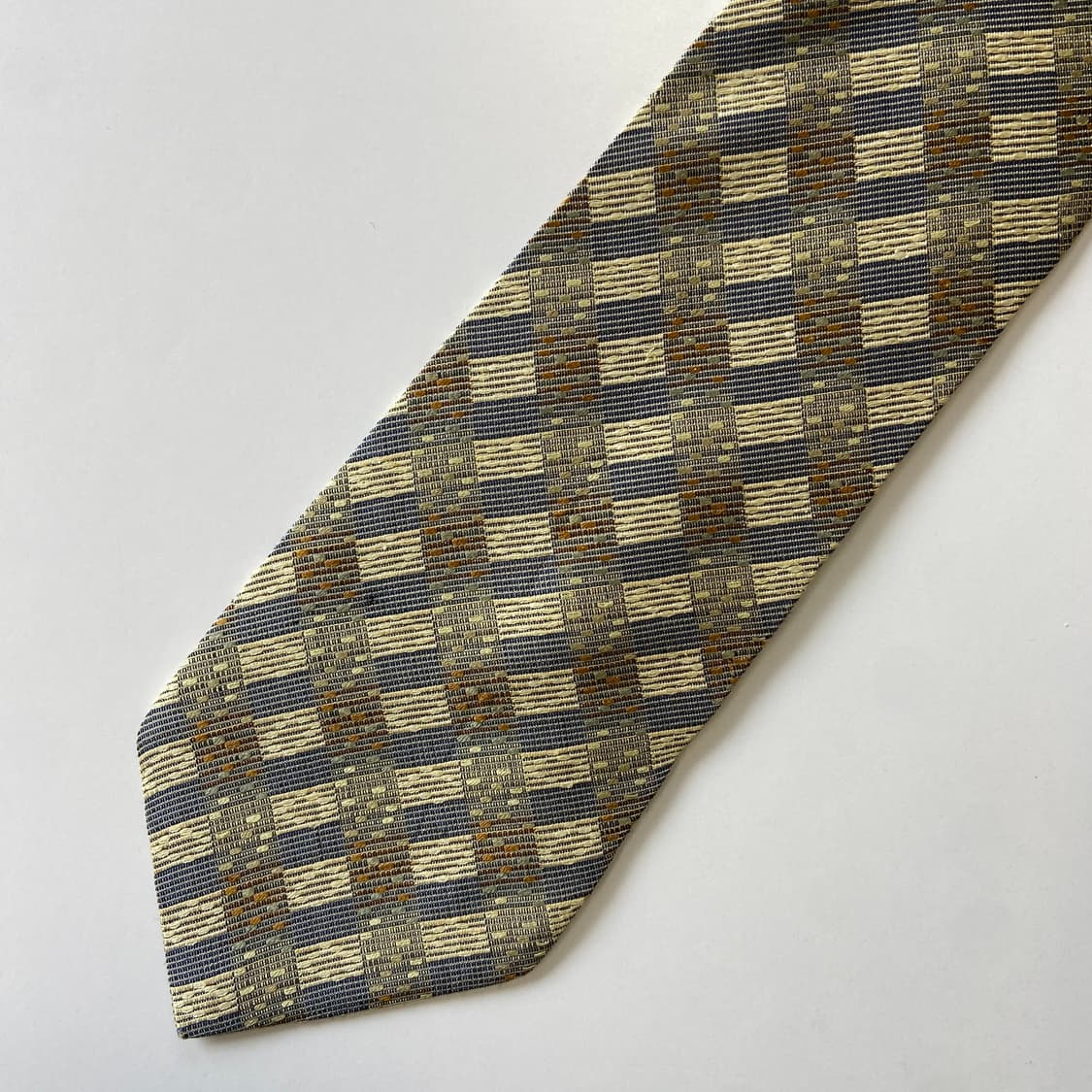 이세이미야케 정품 명품넥타이 (isseymiyake) 상품이미지5