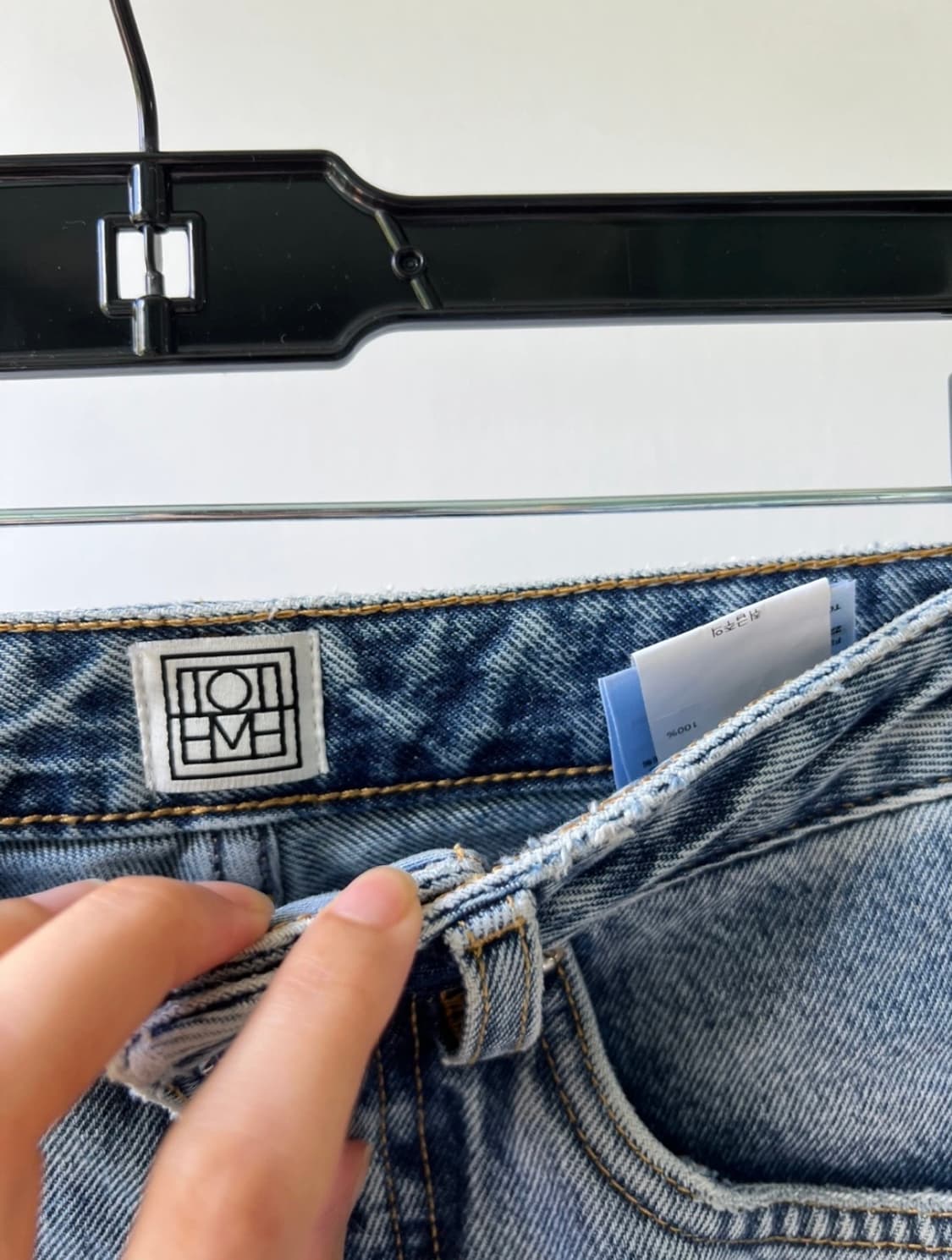 Toteme 토템 일자핏 데님 팬츠 상품이미지5