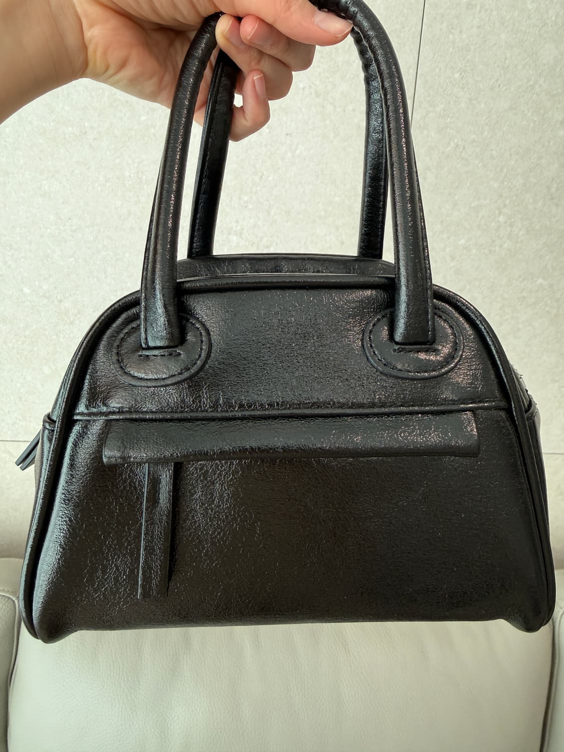 미사용 새상품 / 미니백 / 투지퍼 수납 / 은은한 블랙 상품이미지7