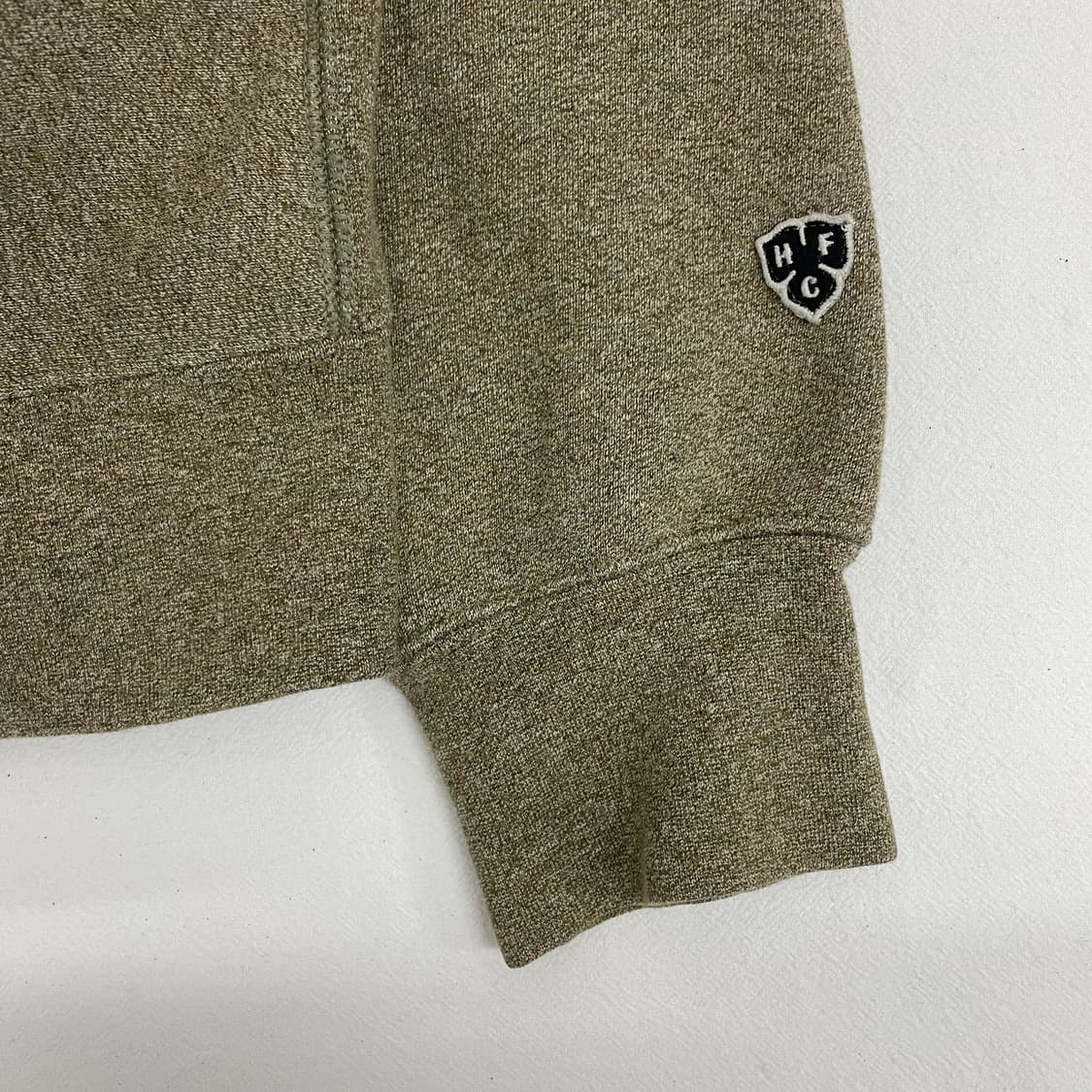 헤리티지폴리스 맨투맨 상품이미지2