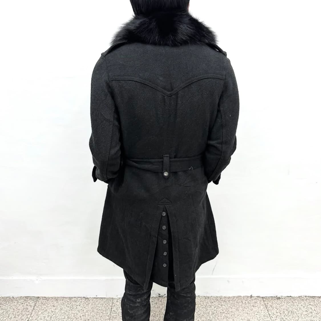 fur buckle detail coat 상품이미지3