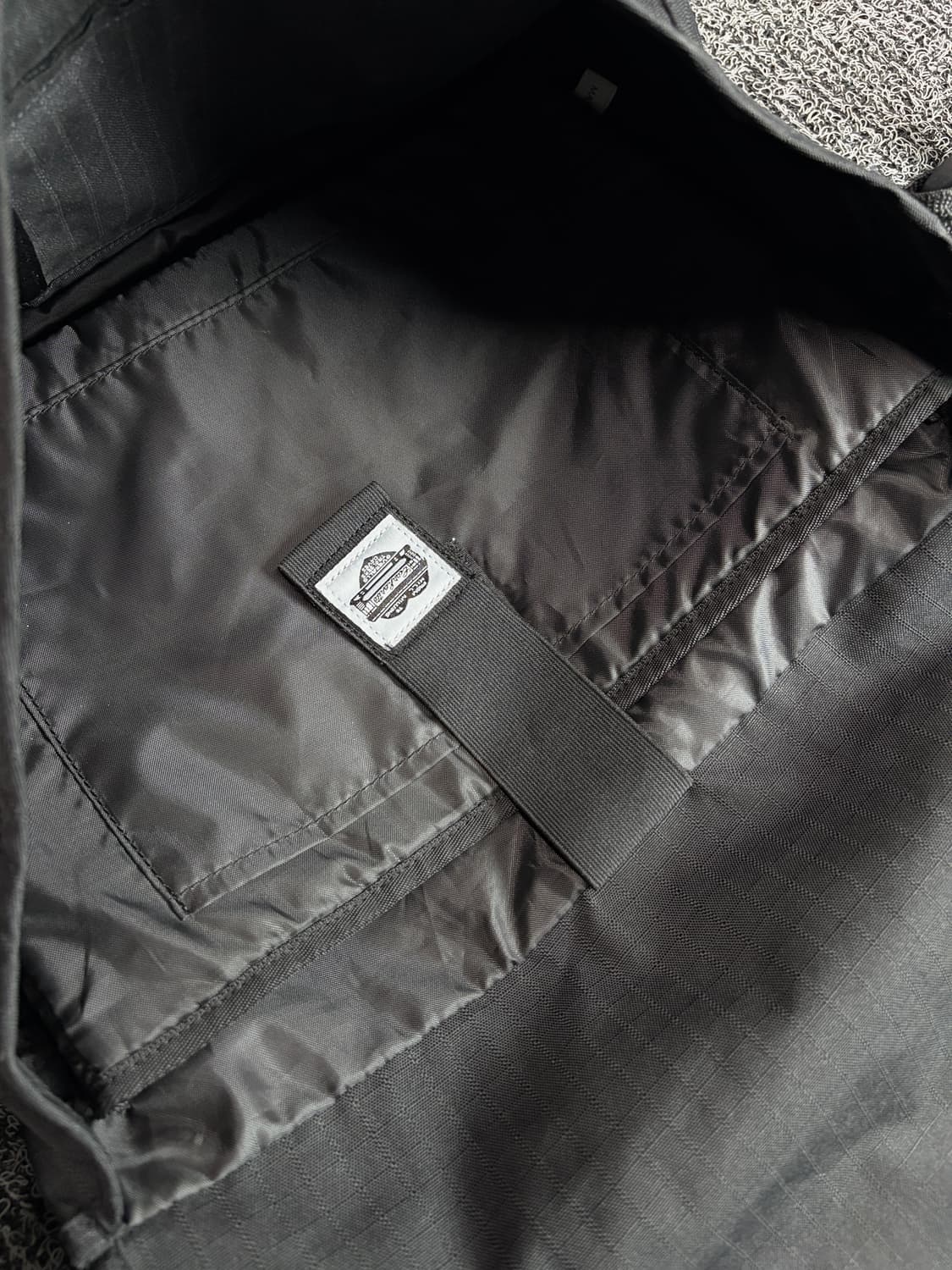 칼하트 립스탑 패치로고 크로스백 3932 상품이미지6