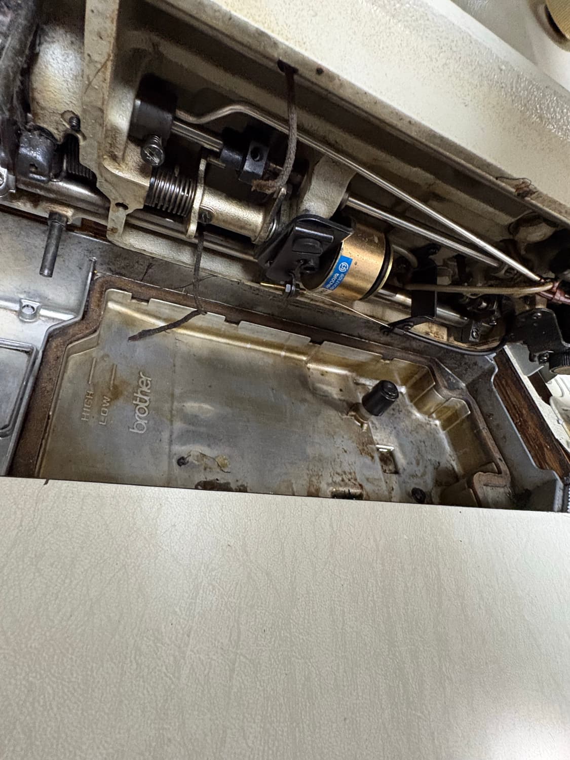 급처) 부라더 자동사절 무소음 공업용 미싱 상품이미지4