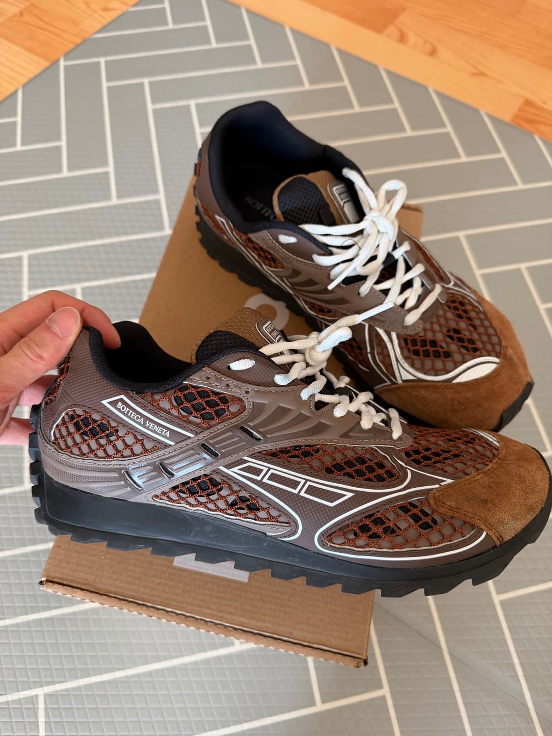 보테가베네타 오르빗 스니커즈 41사이즈 상품이미지5