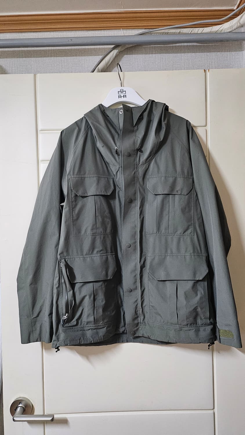 노스페이스 퍼플라벨 GORE-TEX 팩라이트

마운틴파커 L 상품이미지1