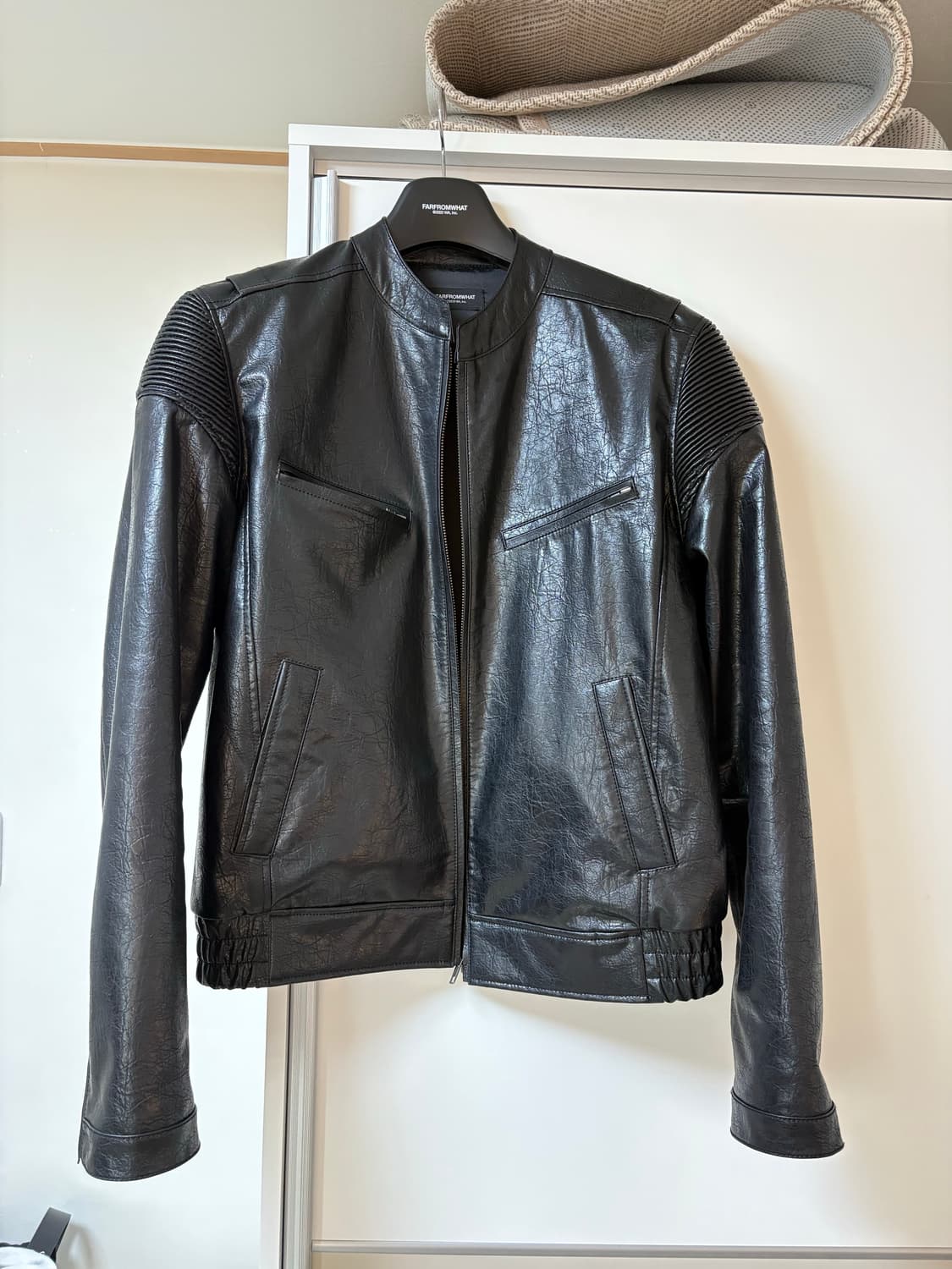 FAR CRACKED TEXTURE LEATHER JACKET 1size 상품이미지2