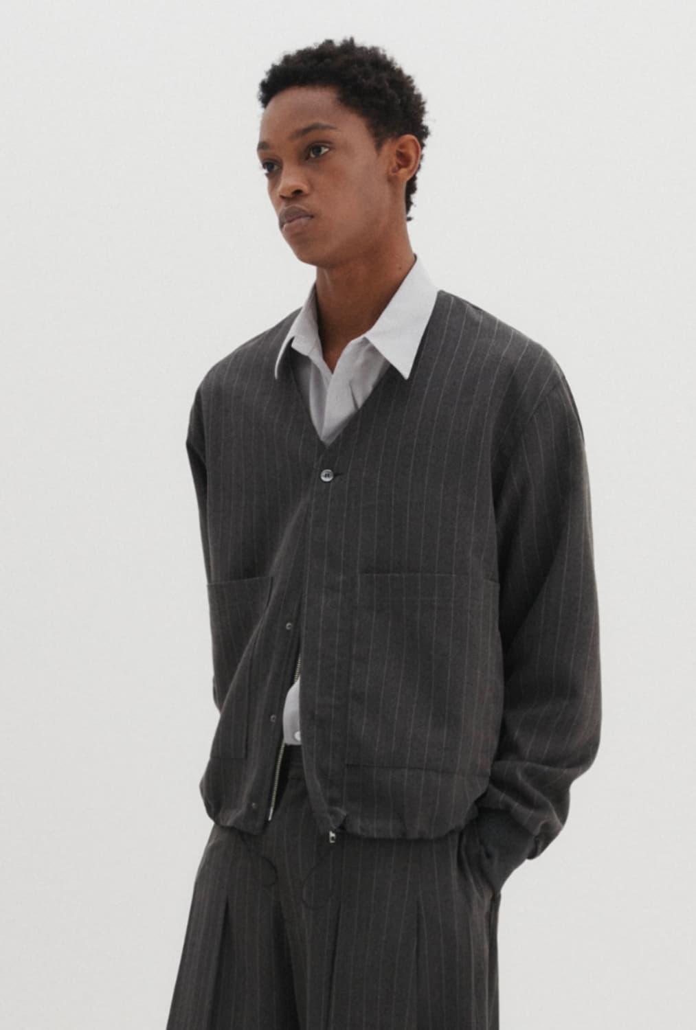 DNSR 스트라이프 브이넥 카라리스 자켓 차콜 XL 상품이미지1
