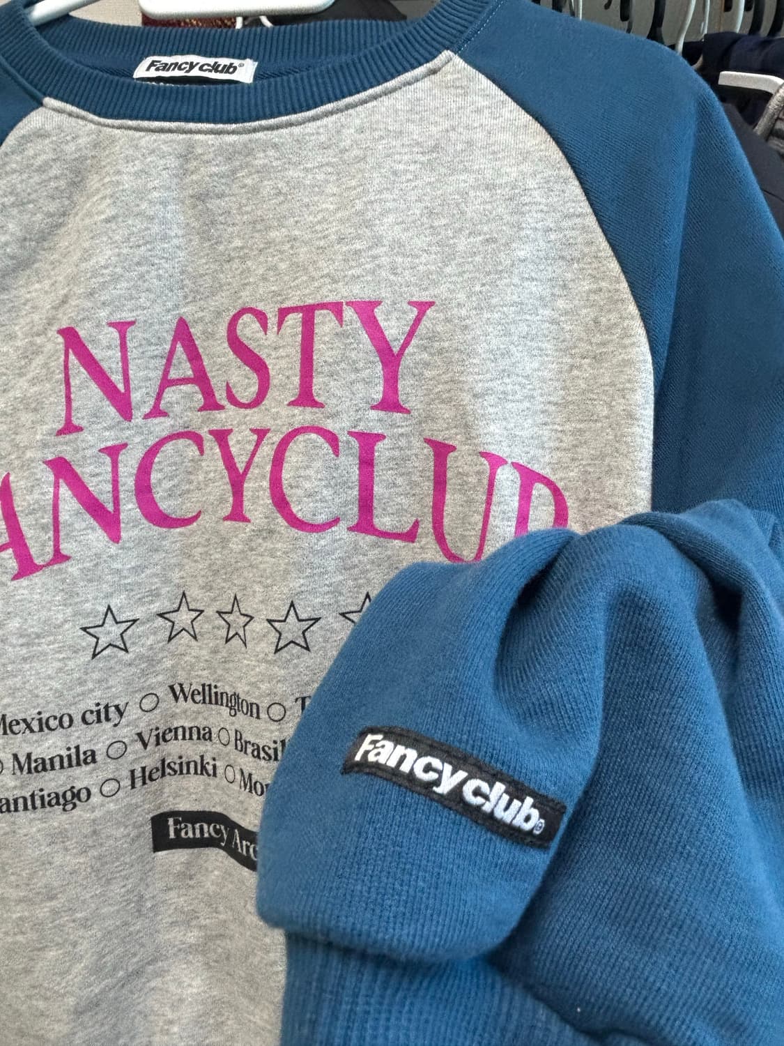 네스티팬시클럽 팬시클럽 맨투맨 상품이미지2