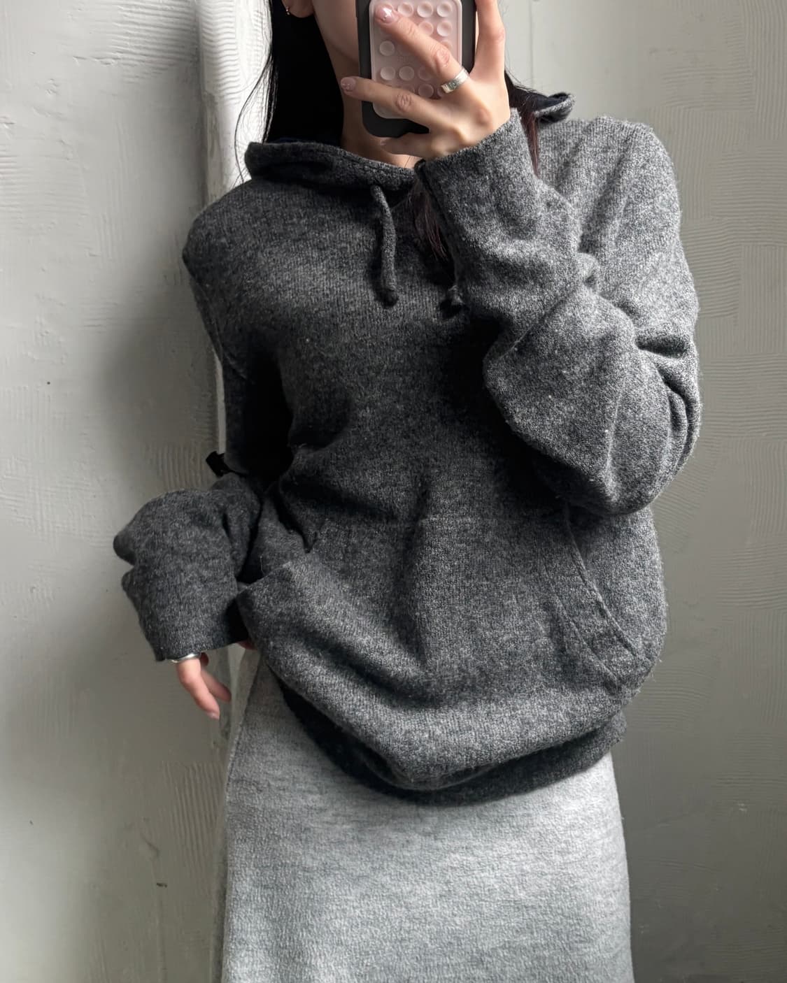 Stone-Island 스톤 아일랜드 차콜컬러 후드니트 상품이미지3