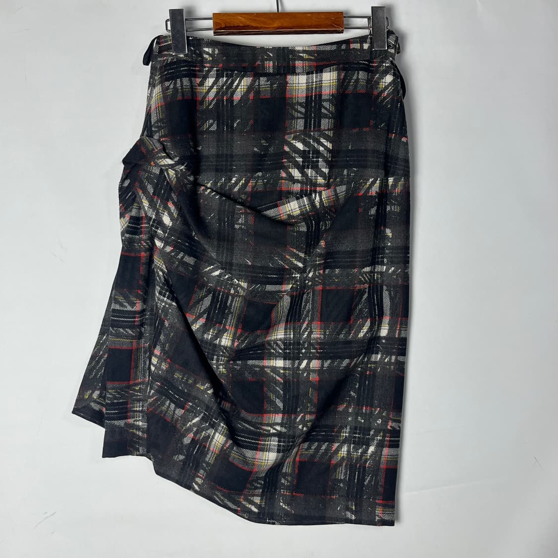 [Vivienne Westwood] 비비안웨스트우드 셔링타탄 미디 스커트 상품이미지2