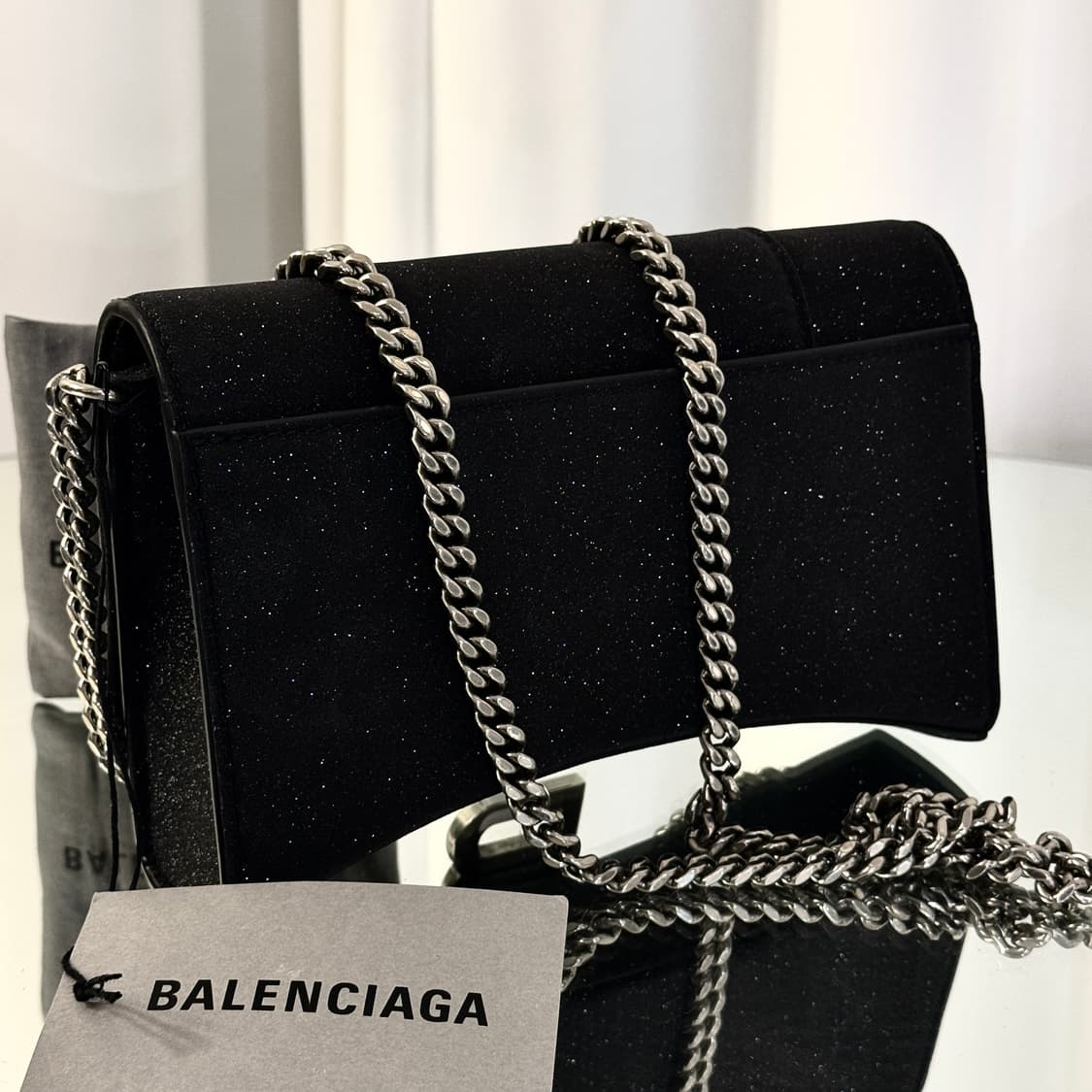 발렌시아가 아워글래스 체인 WOC 글리터 블랙 상품이미지7