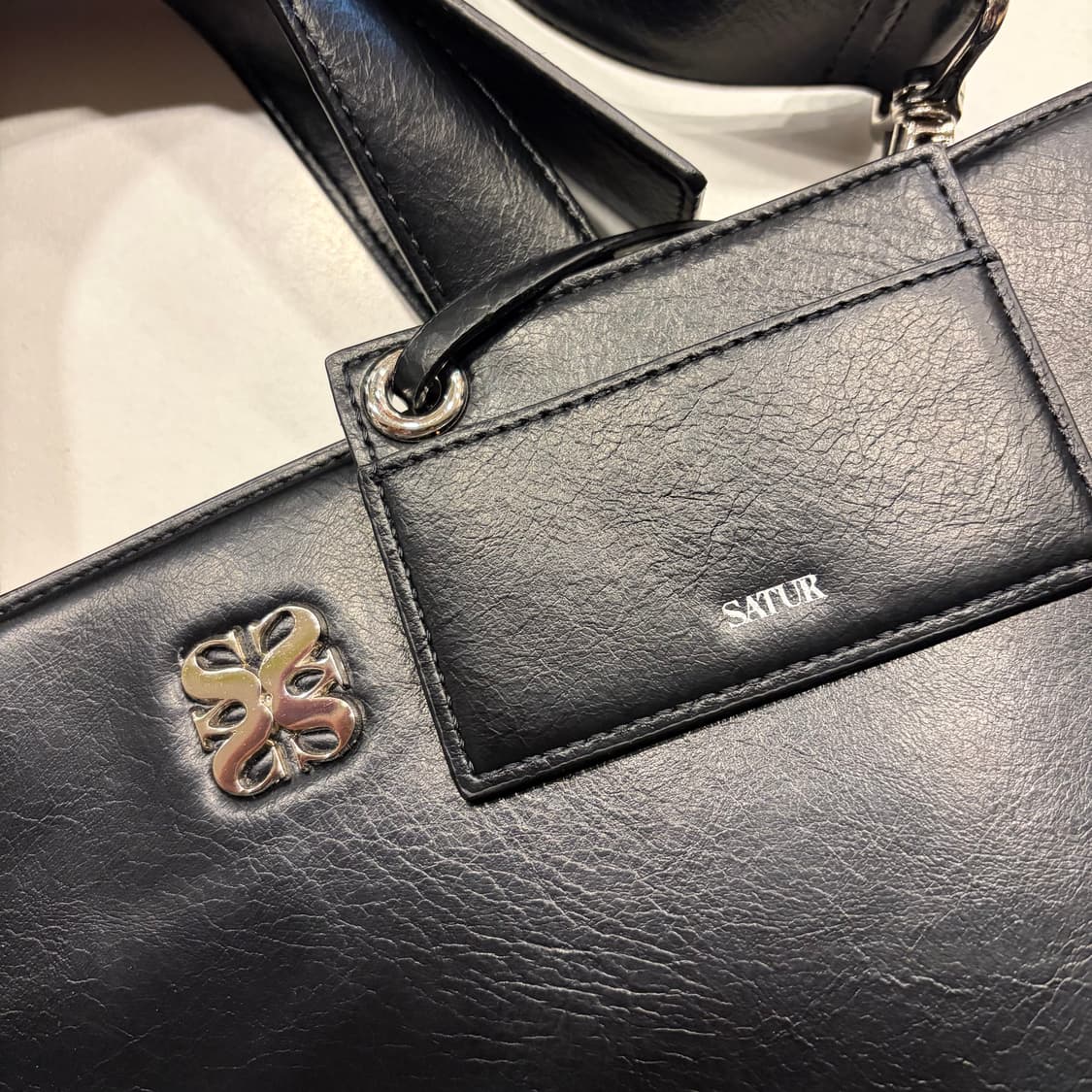 세터 SATUR 블랙 레더 토트백 숄더백 상품이미지5