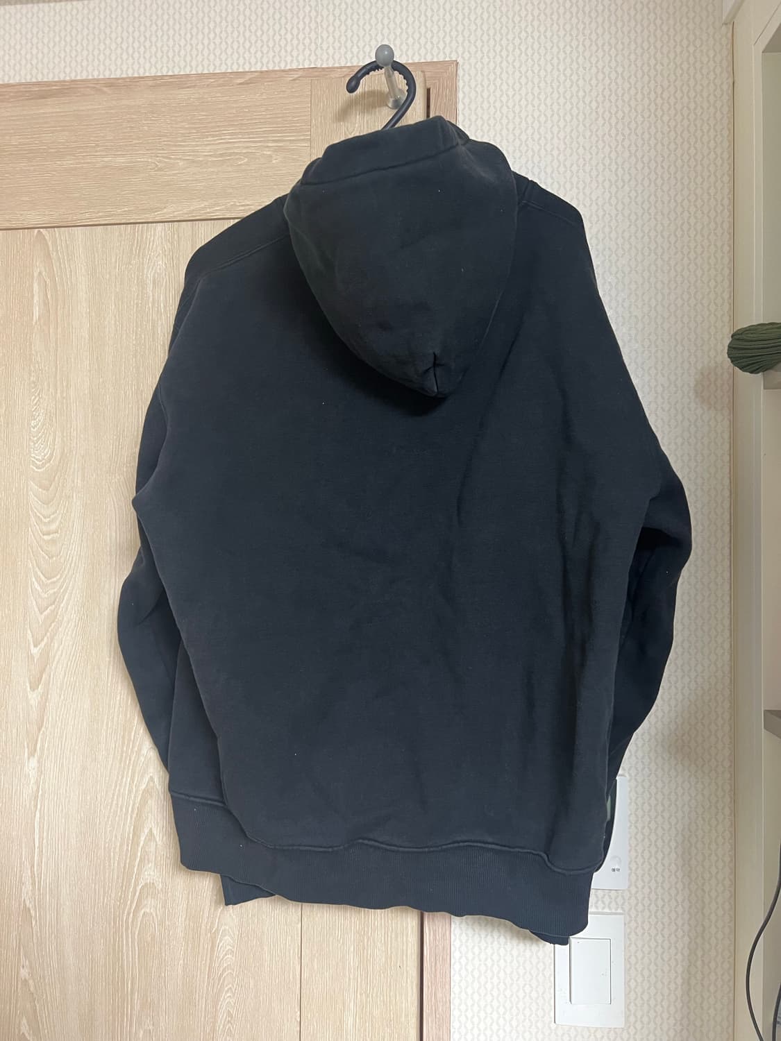 칼하트wip x 소프넷 스펠아웃 후디 블랙 콜라보 상품이미지2