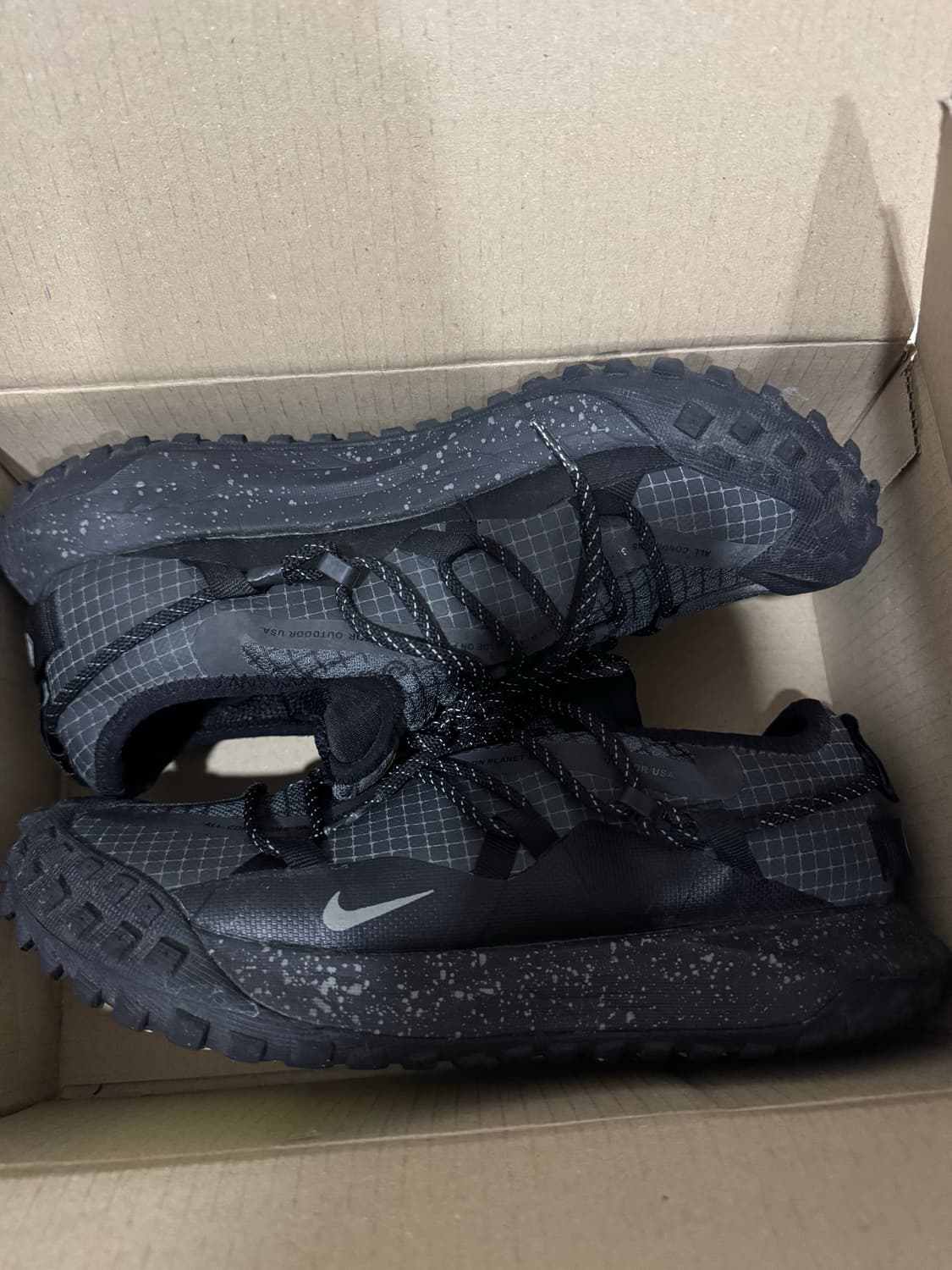 나이키 ACG 마운틴 플라이 로우 고어텍스  상품이미지4