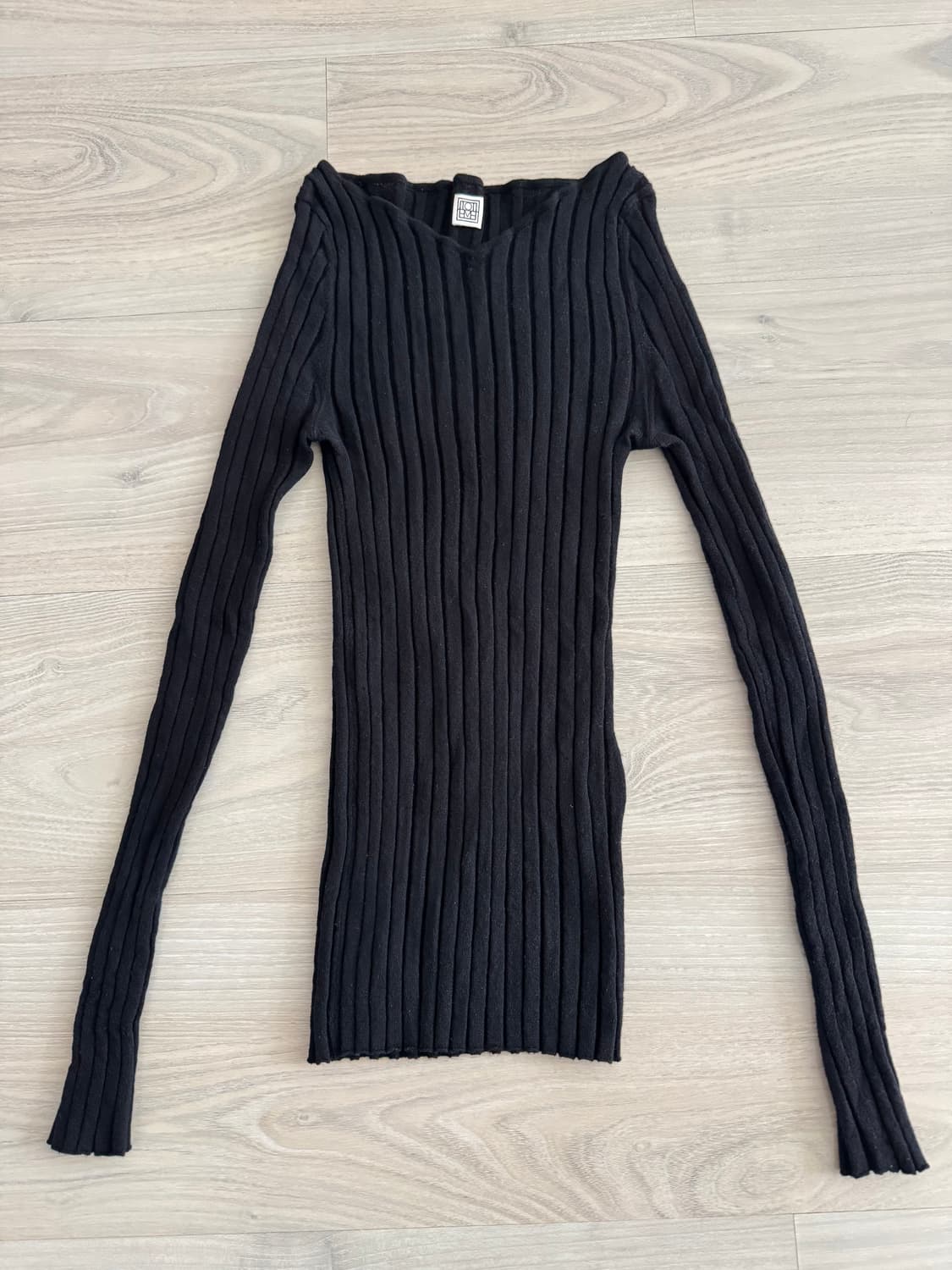 Toteme 토템 블랙 골지 니트  상품이미지1