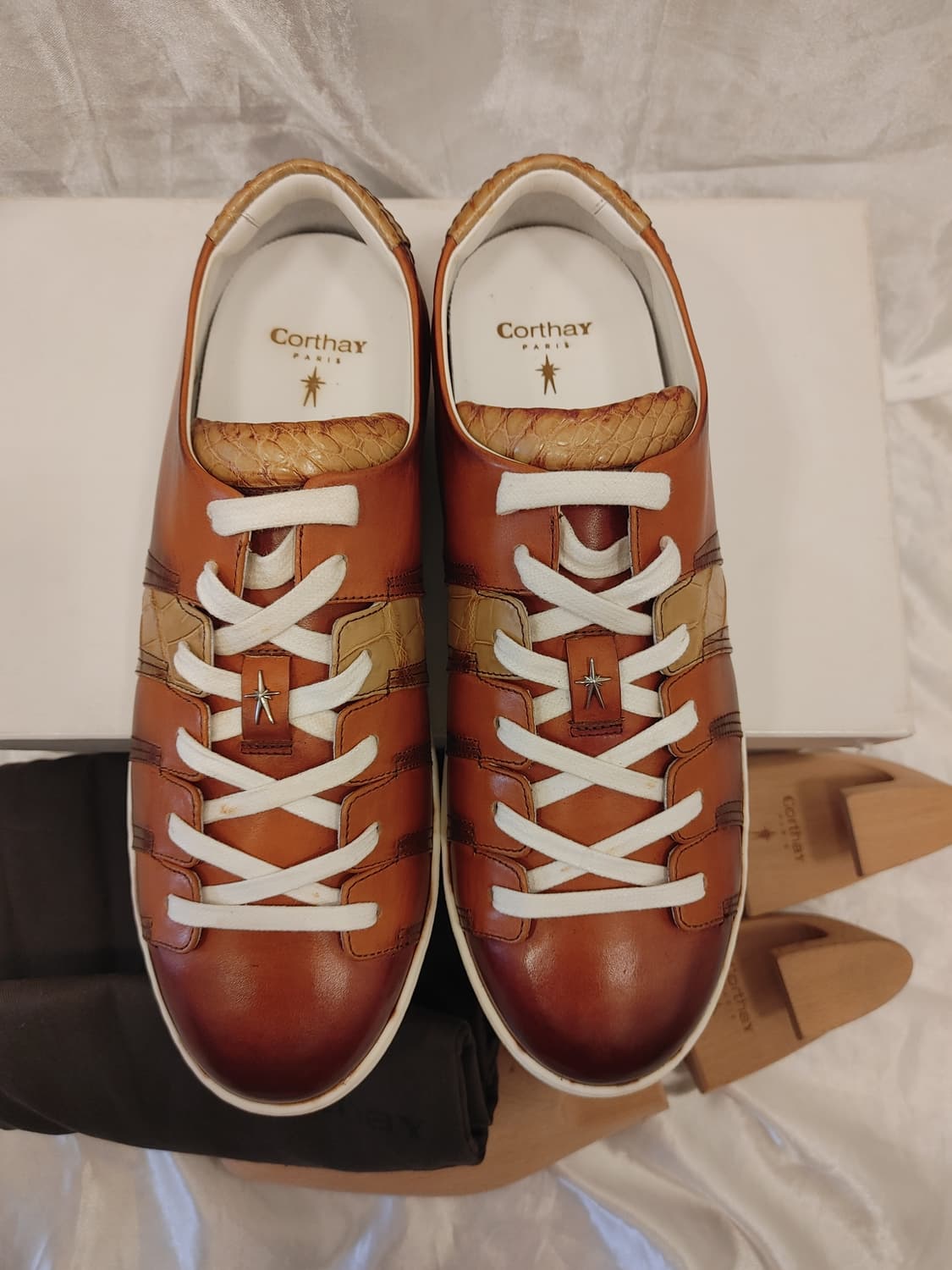 Corthay 꼬르떼 크로크다일 90s 스니커즈 상품이미지2