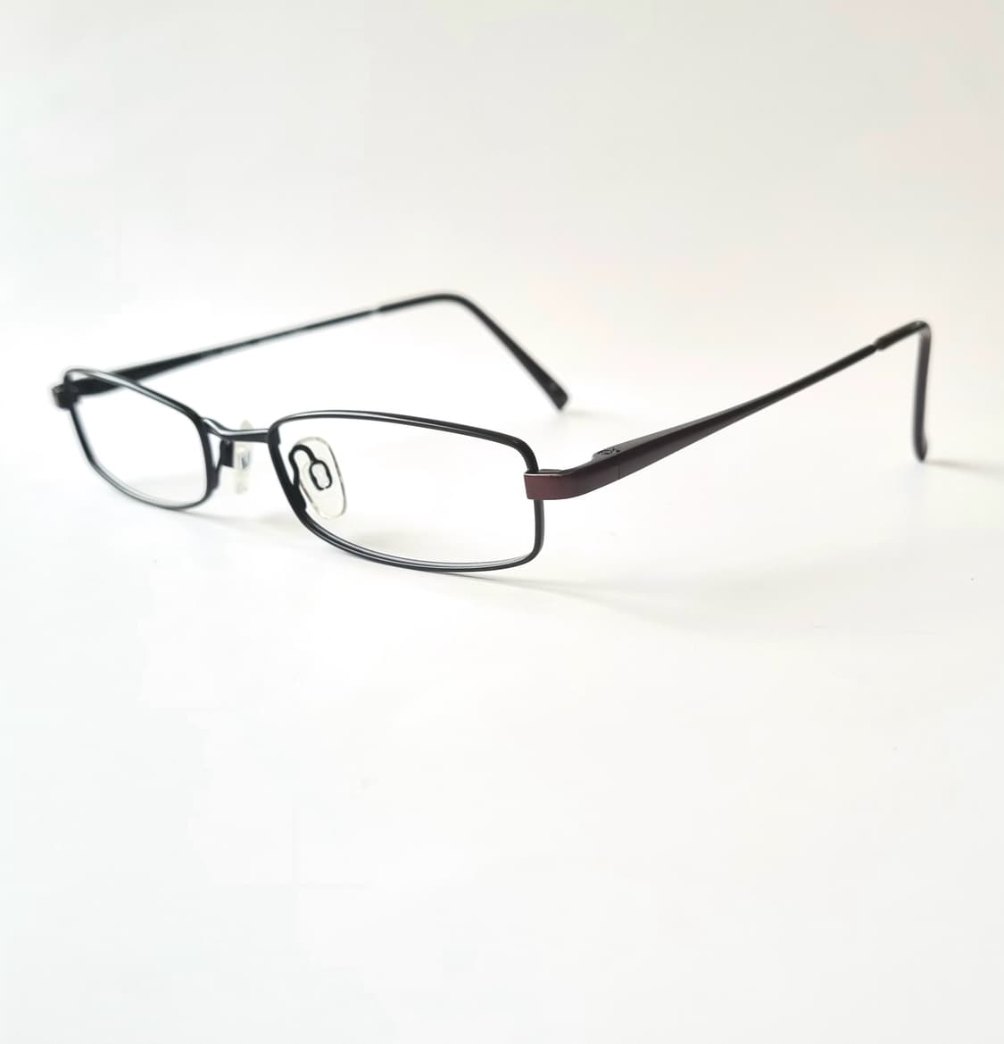 진열상품 긱시크 건메탈블랙 다크와인투톤 안경테 395 상품이미지3