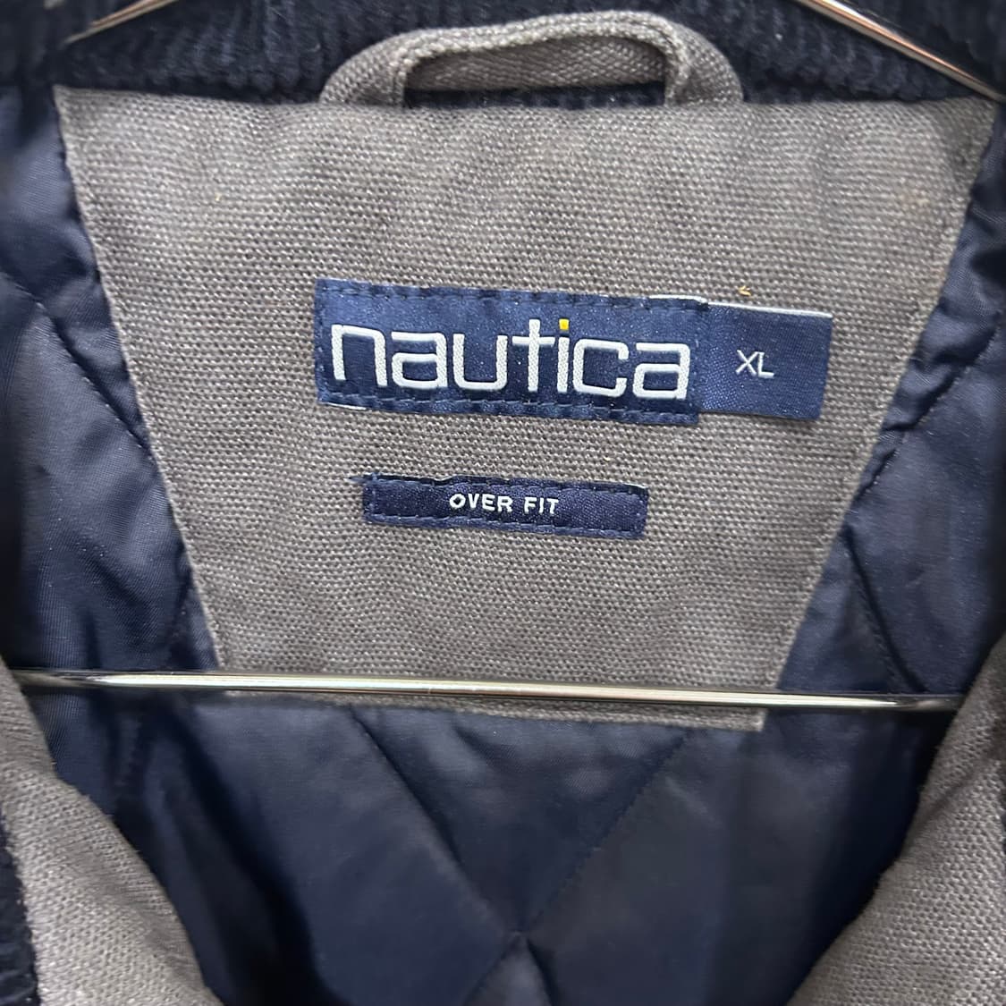 노티카 오버핏 이너퀼팅 코듀로이 카라 덱자켓 상품이미지3