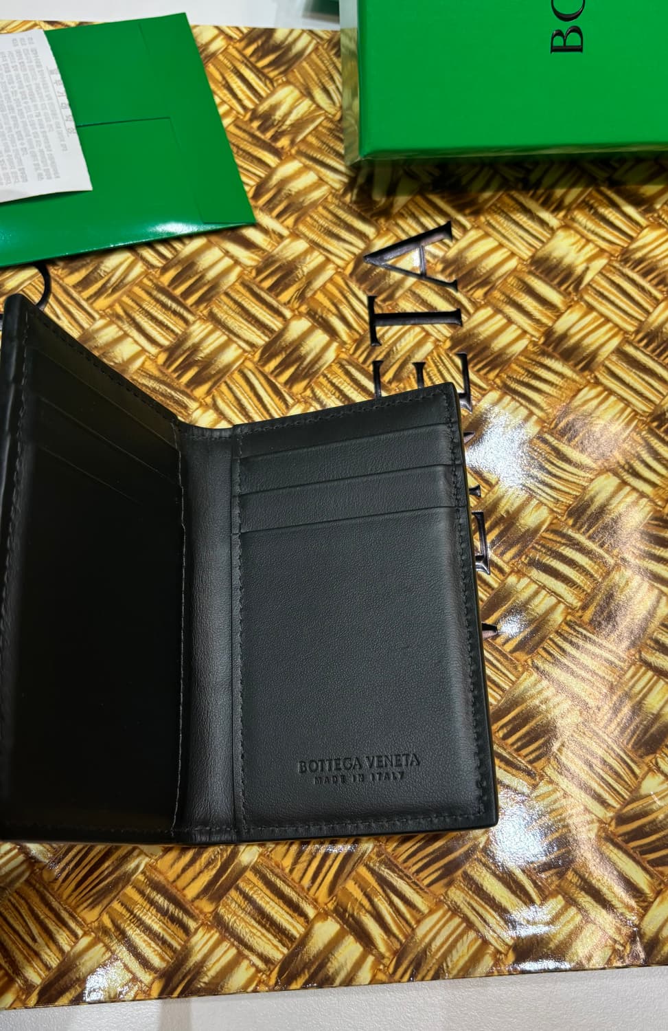 보테가베네타 카세트 카드지갑 다크그린 상품이미지3