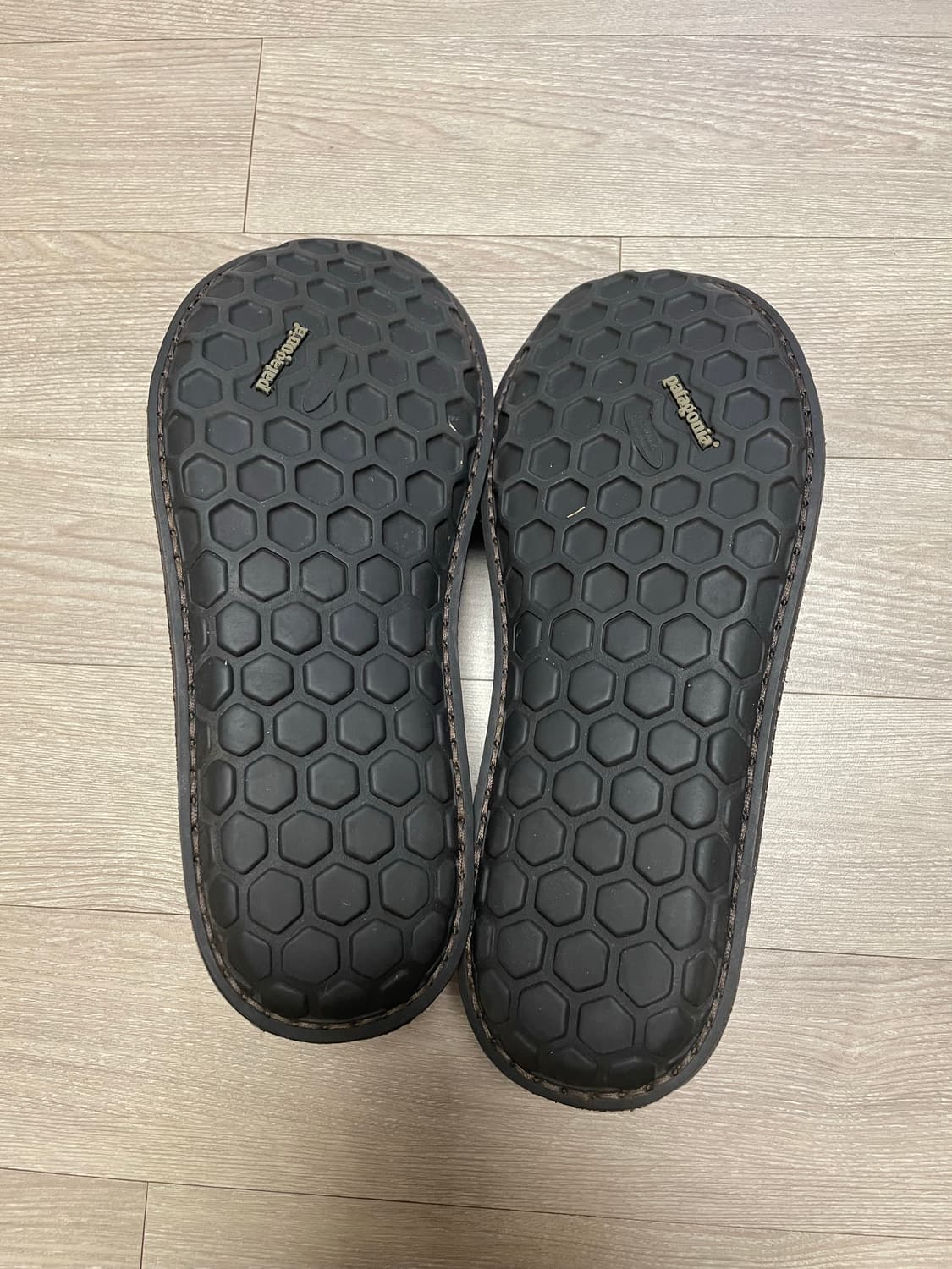 파타고니아 loulu 룰루 레더 슈즈 벨벳 브라운 상품이미지5