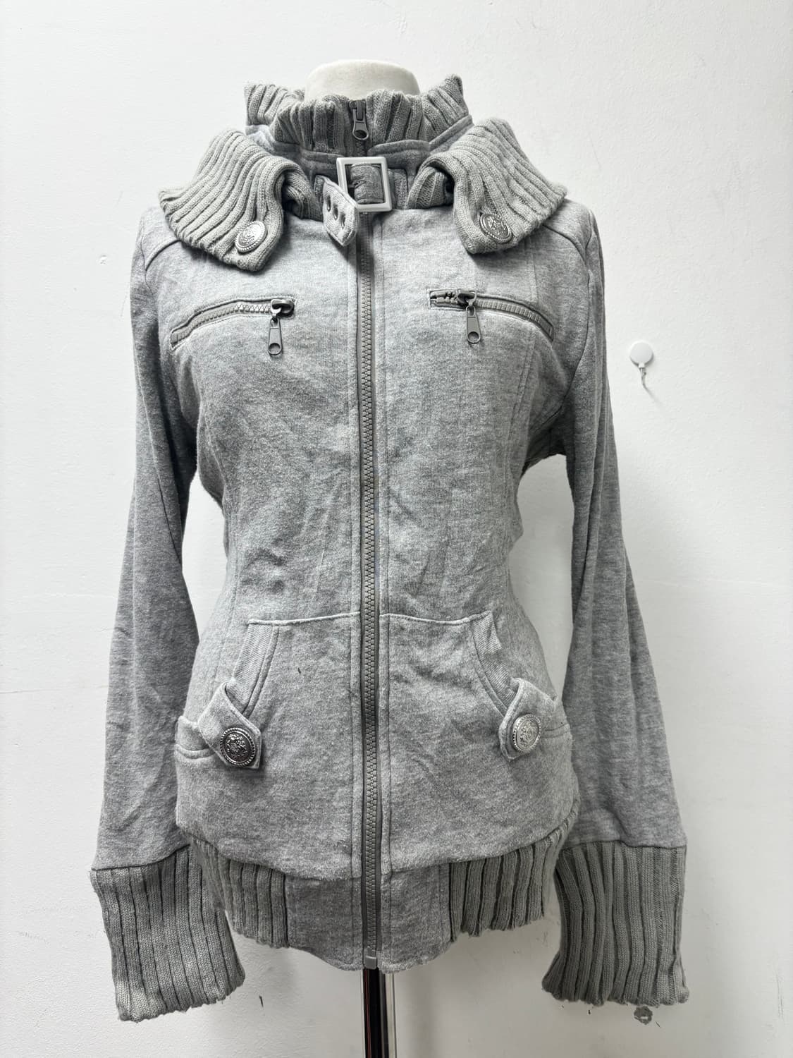 [2000s COLZA]Y2K Rare Neck Buckle Grey Z 상품이미지1