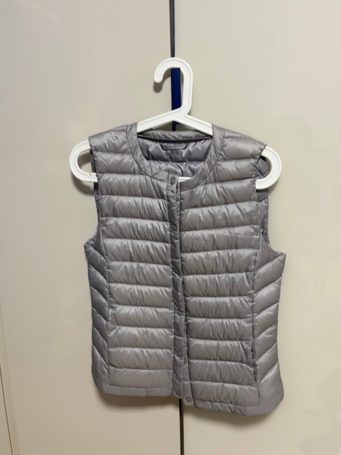 유니클로 경량패딩 상품이미지1