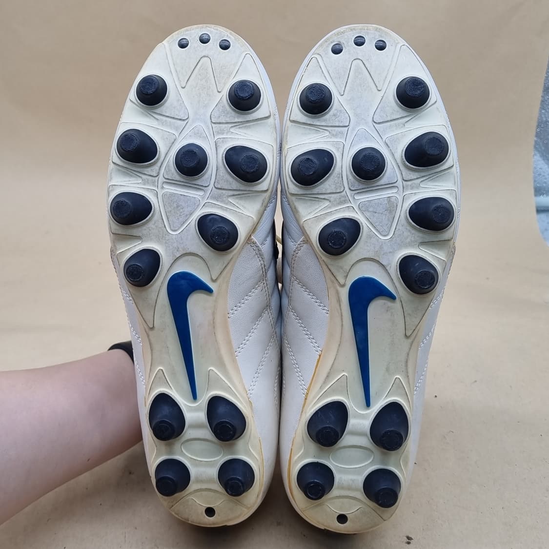 나이키  티엠포 축구화 275 상품이미지3