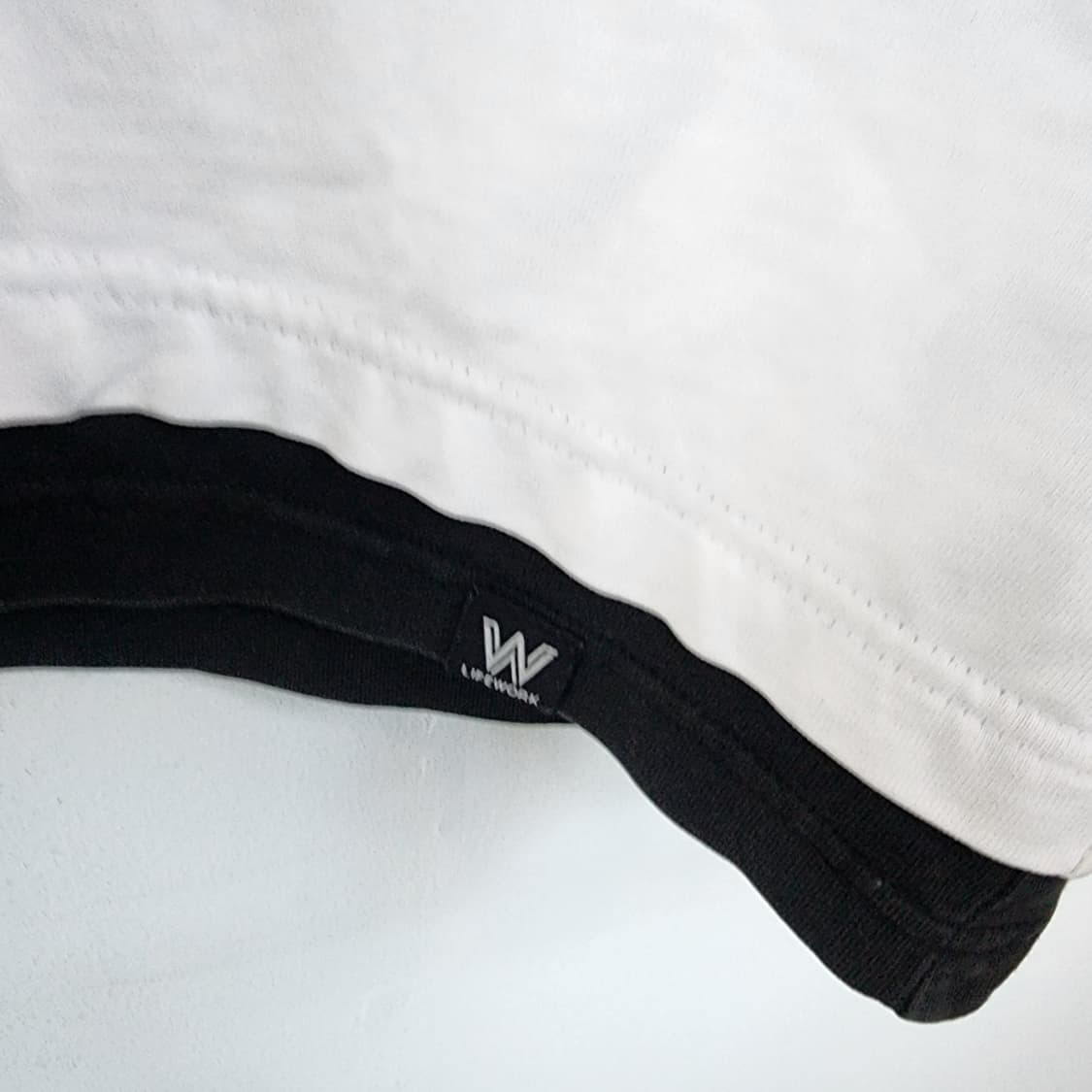 라이프워크 화이트 반팔 티셔츠 상품이미지3