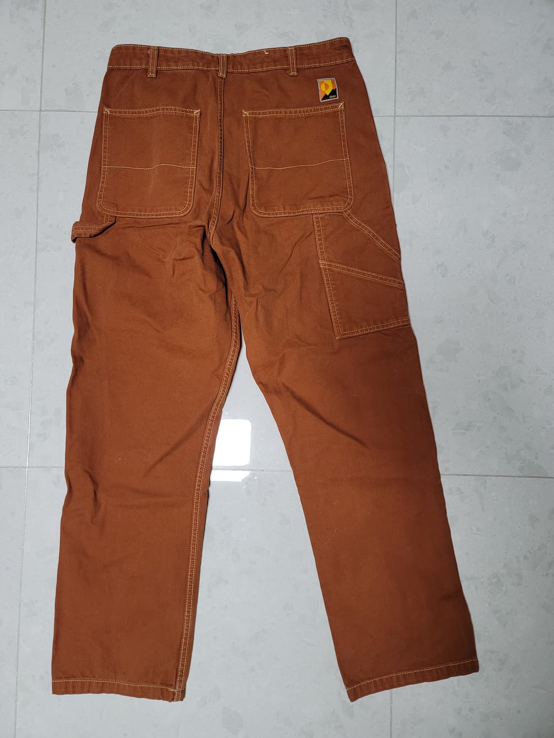 자라 워크 팬츠 두툼한원단 허리31 기장106 거의새옷

남성 허리31
 상품이미지2