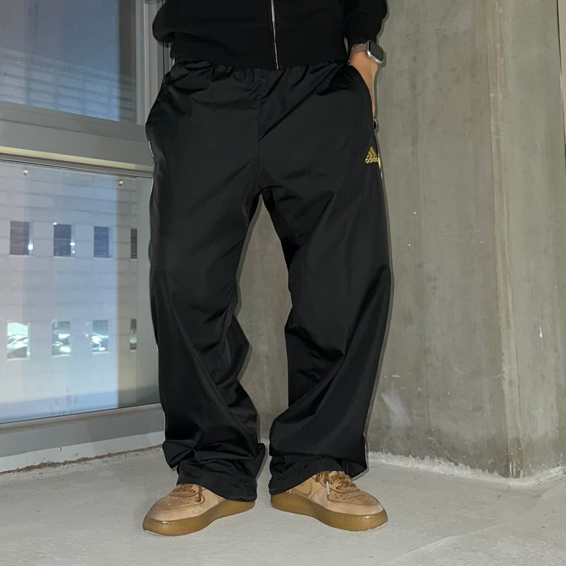  Adidas Gold stripe track pants 상품이미지4