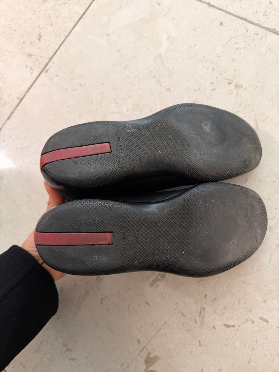 프라다 스포츠 240 팝니다 상품이미지4