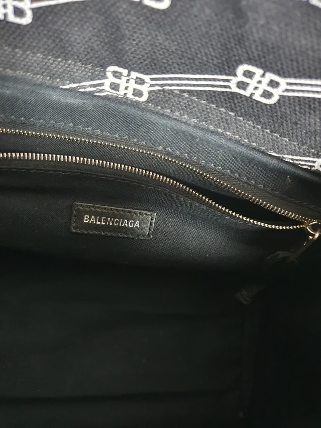 [한국명품감정원보증서] 발렌시아가 BB 로고 다이어그램 캔버스 68088 상품이미지8