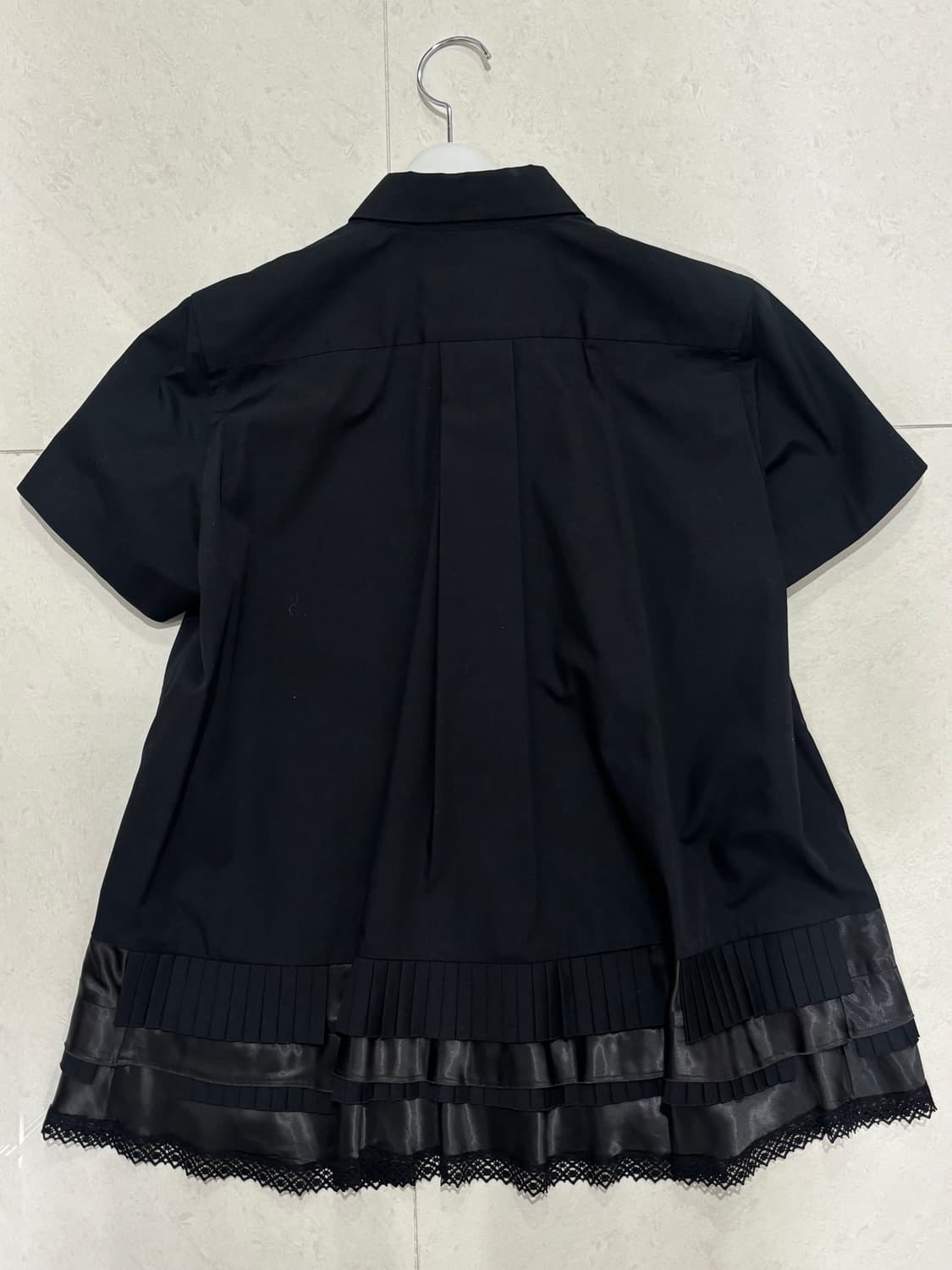 사카이 SACAI 플리츠 레이스 반팔 셔츠 상품이미지2