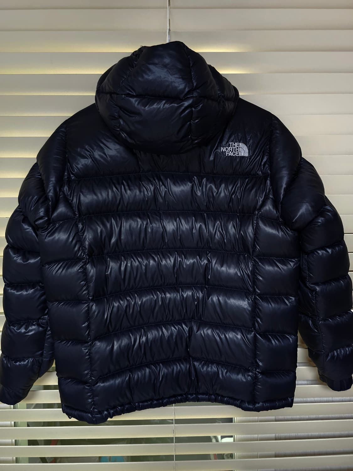 노스페이스 700 눕시 구스다운 유광패딩 M(95) 상품이미지2
