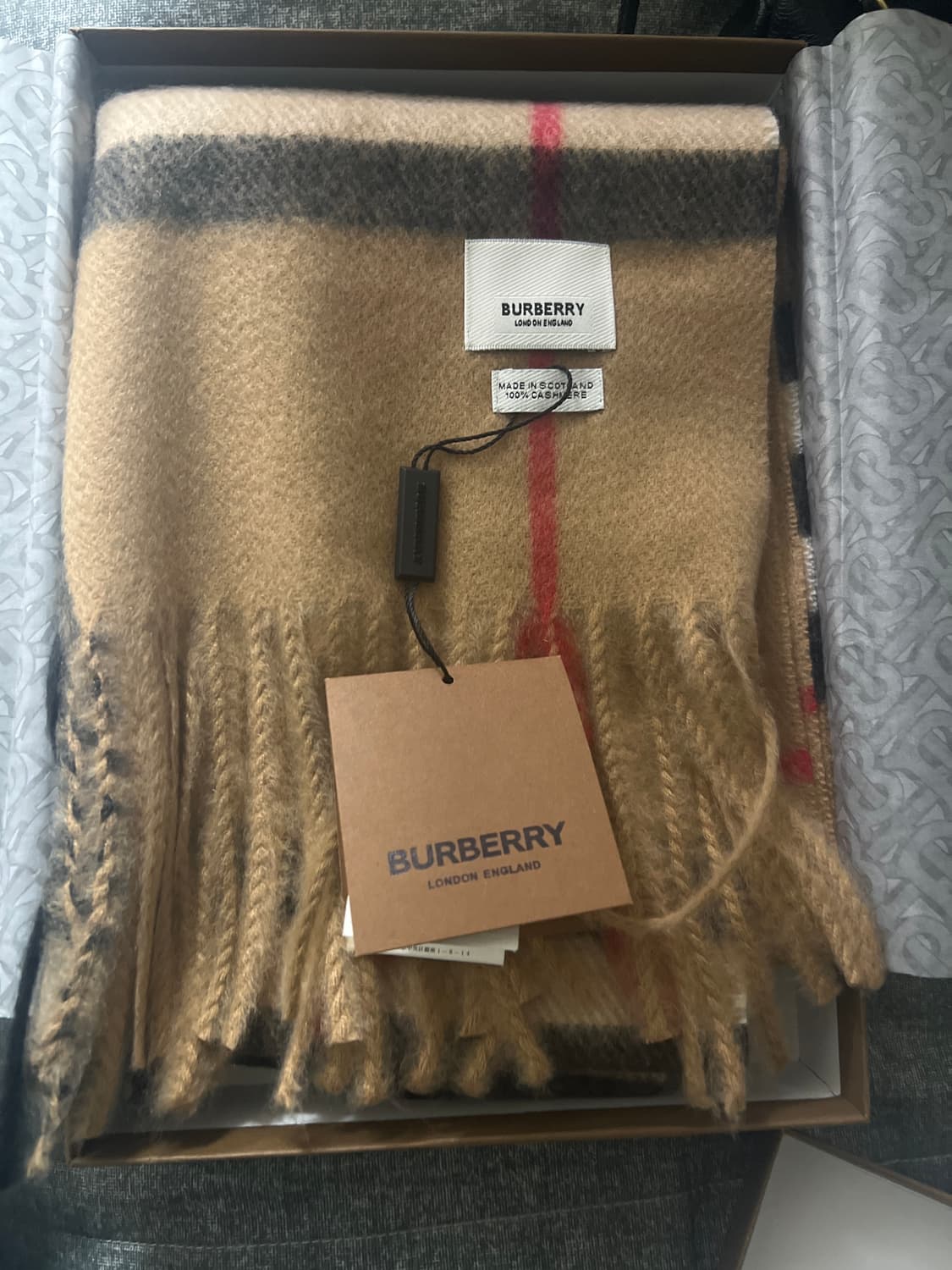 버버리 캐시미어 머플러 풀박 상품이미지1