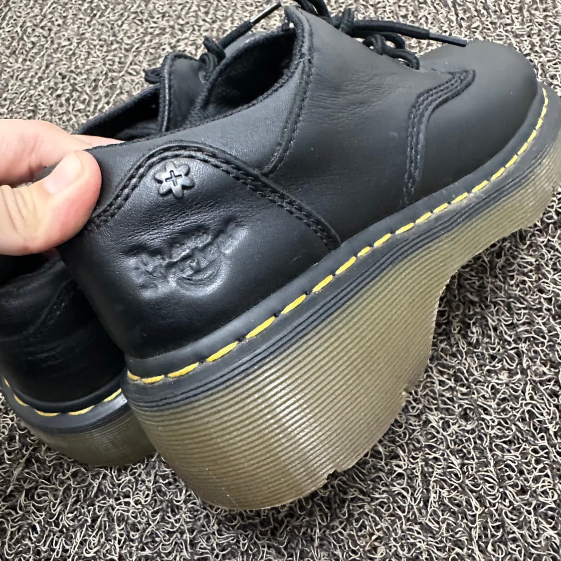 닥터마틴 찬다 3홀 여성 로퍼 블랙 240 상품이미지6