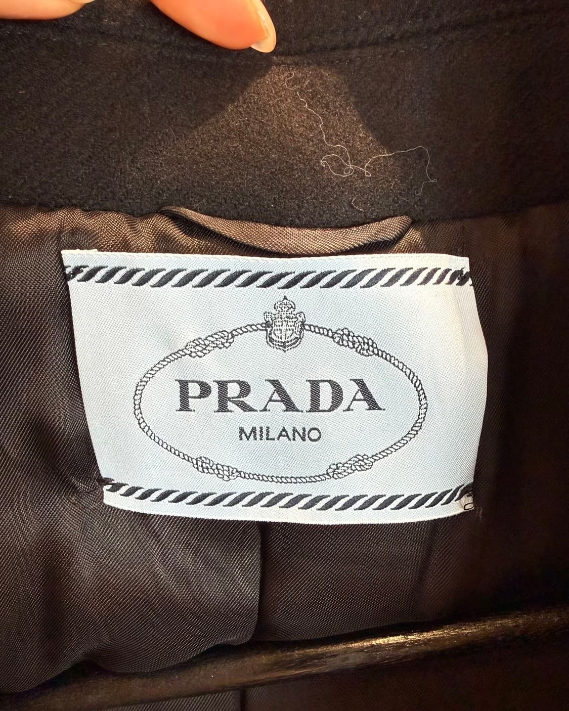 프라다 블랙 로고 울 롱코트 상품이미지8