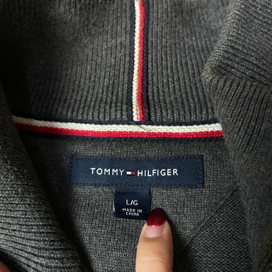 타미힐피거 그레이 단가라 패턴 하프넥 니트 집업 L 상품이미지4