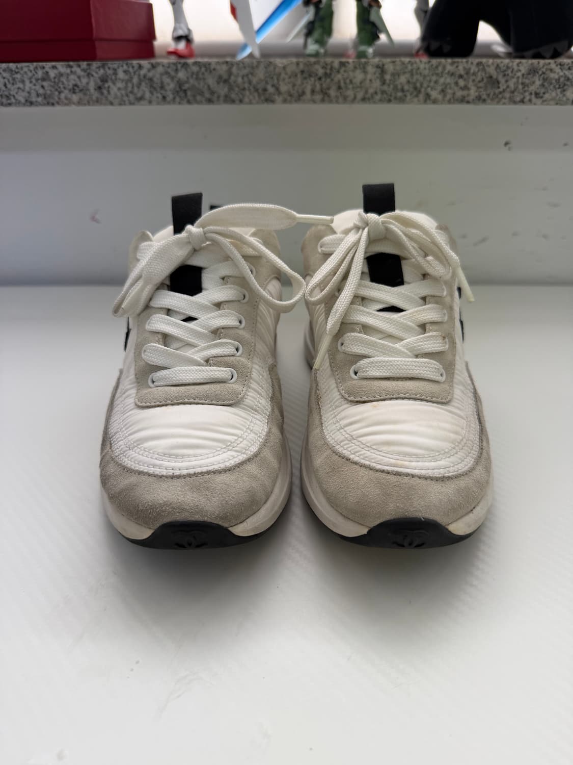 정품) 샤넬 웨이브 스웨이드 카프스킨 나일론 스니커즈 36 상품이미지1