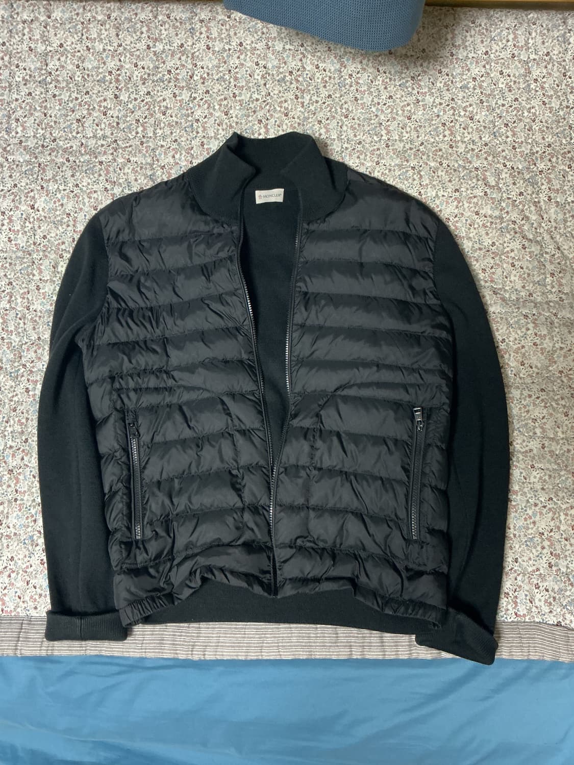 몽클레어 니트 패딩 블랙 사이즈 L 상품이미지1