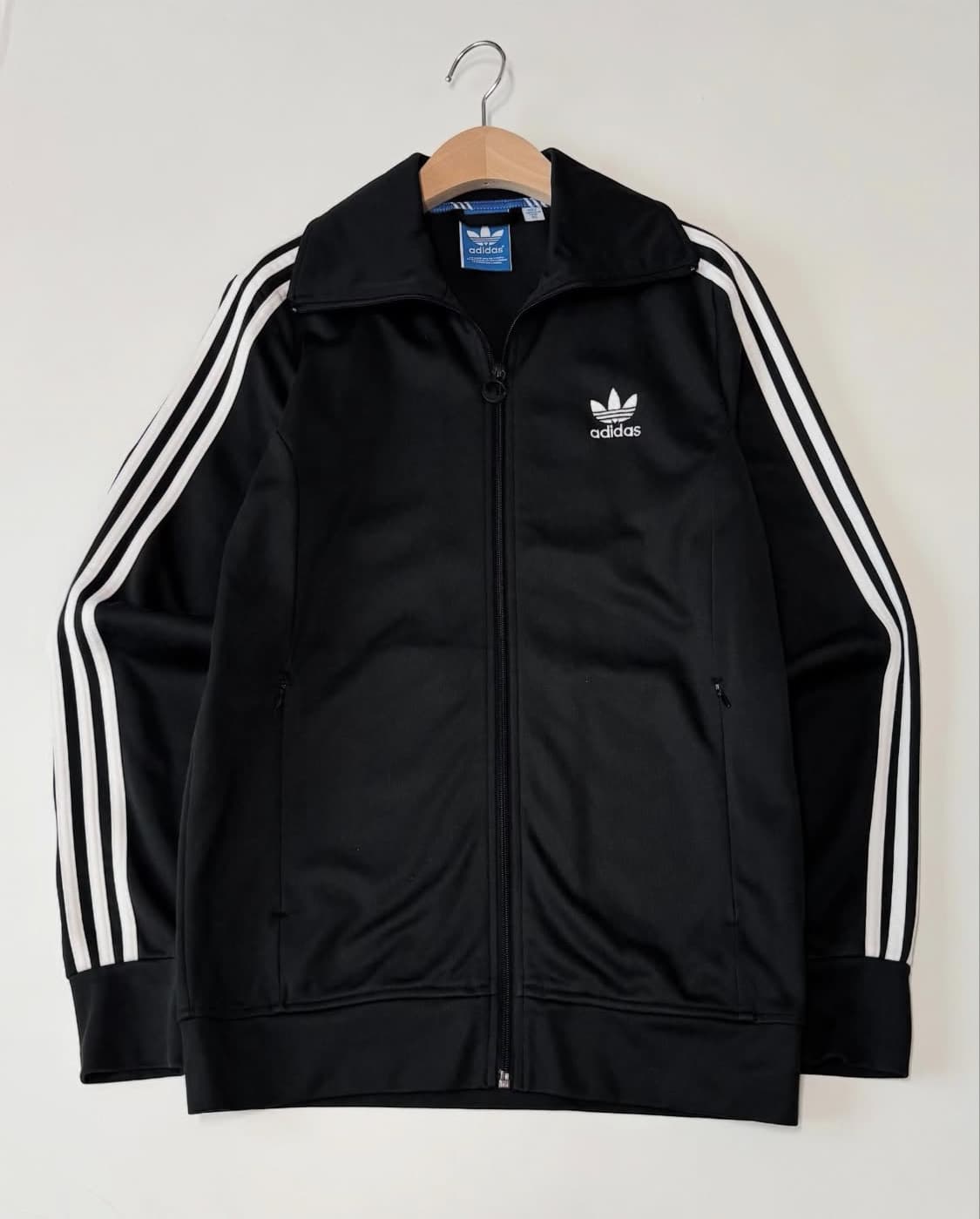 Adidas 아디다스 블랙컬러 유로파 트랙탑 상품이미지3