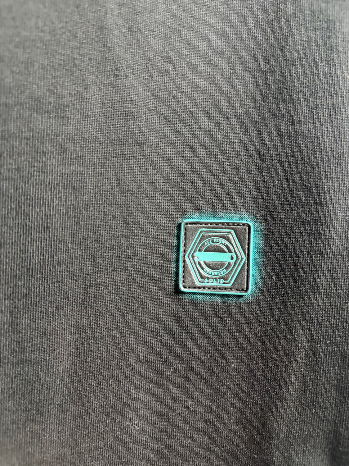 솔리드옴므 48사이즈 반팔티 상품이미지3