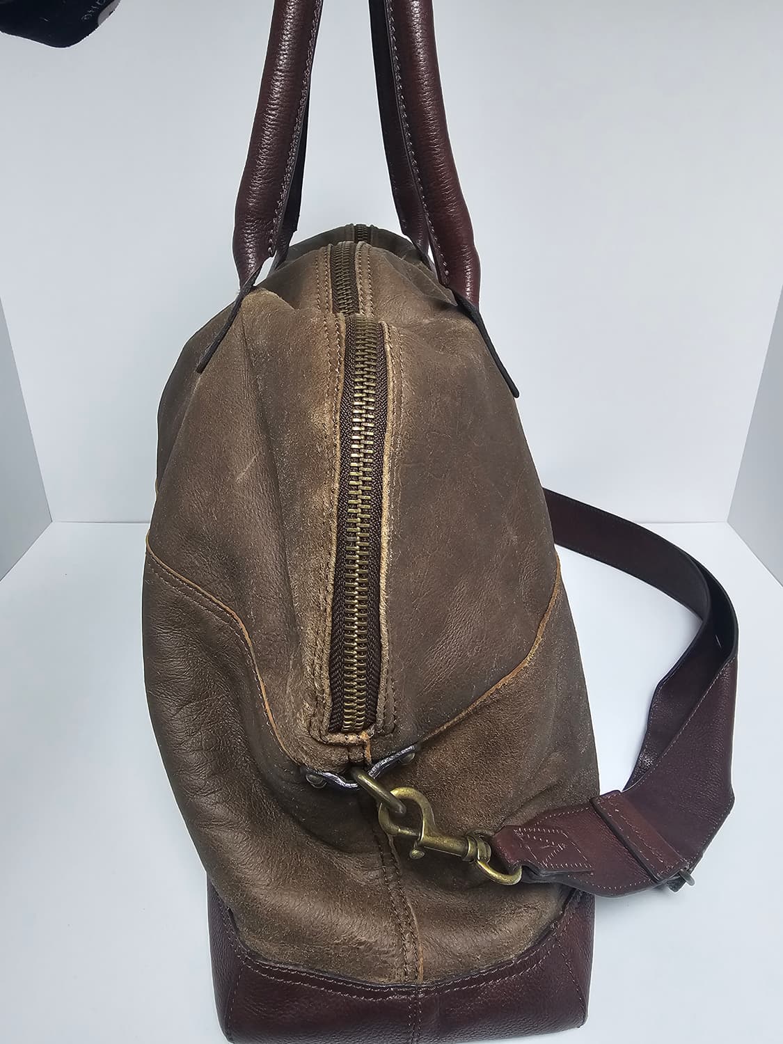 새상품 자라 한정판 무스탕 가방 상품이미지3