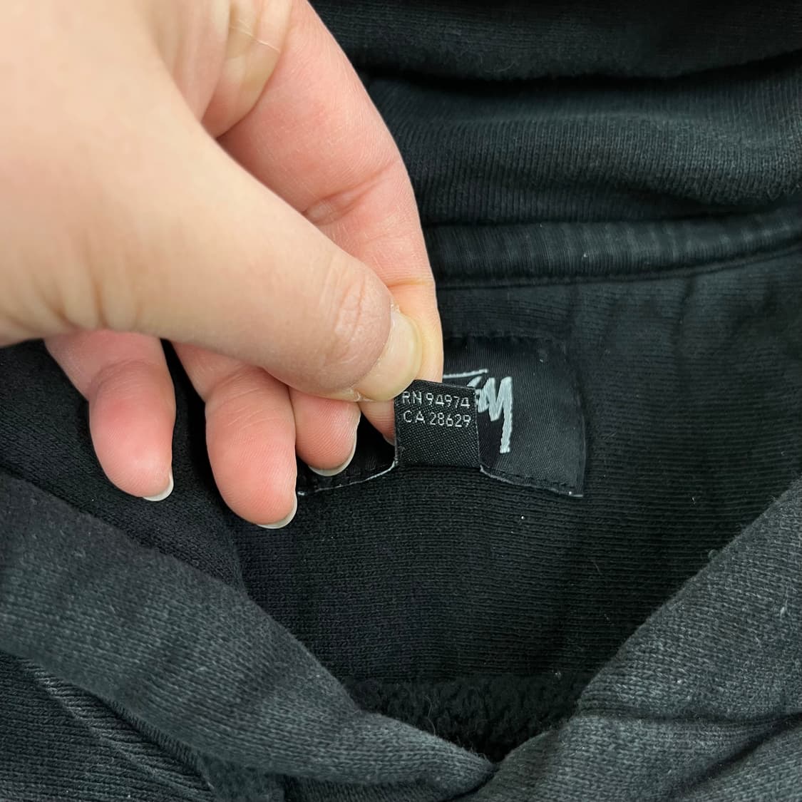 95 스투시 자수로고 블랙 후드티 상품이미지4